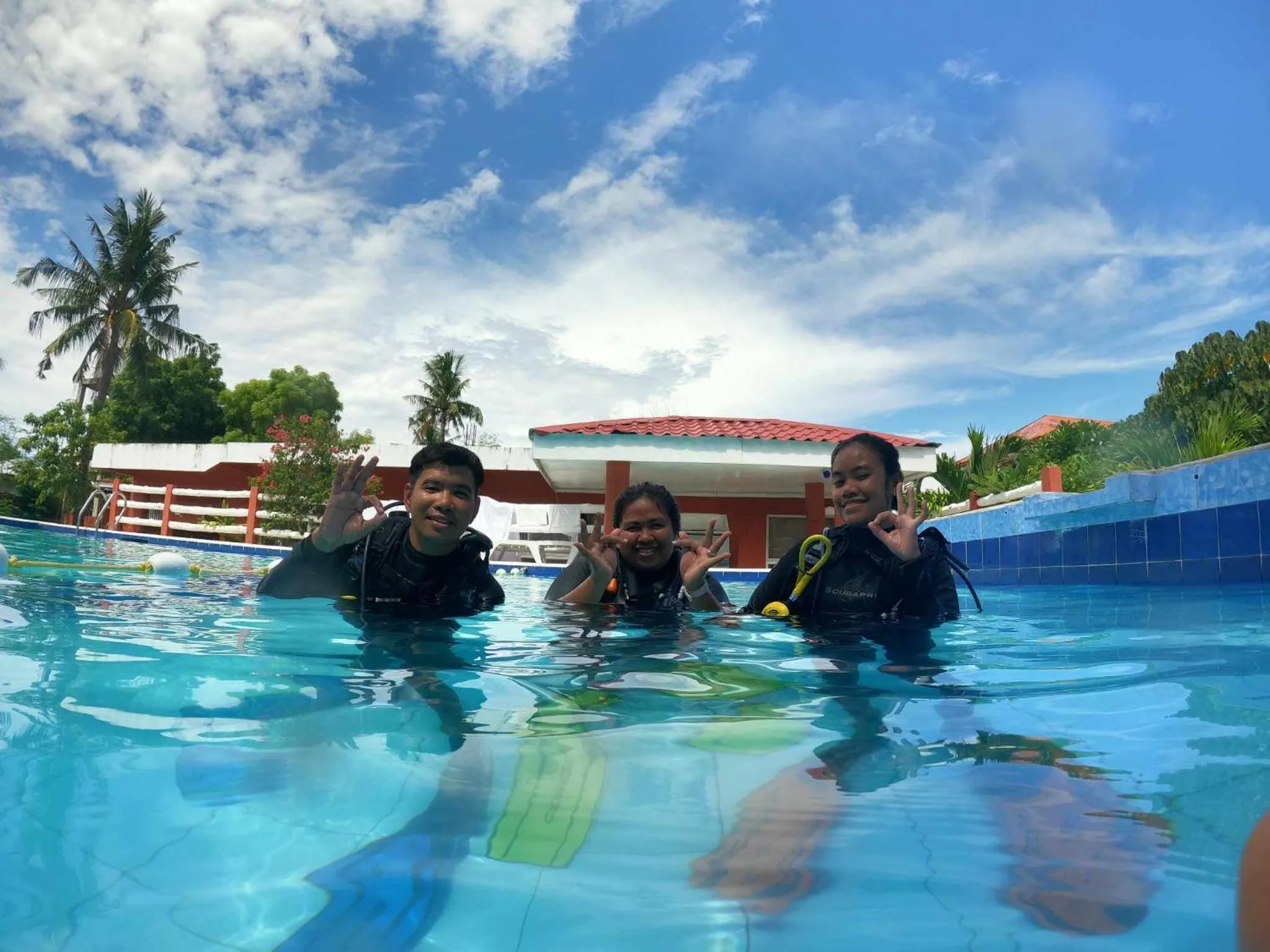 Diving in Malapascua Beach and Dive Resort