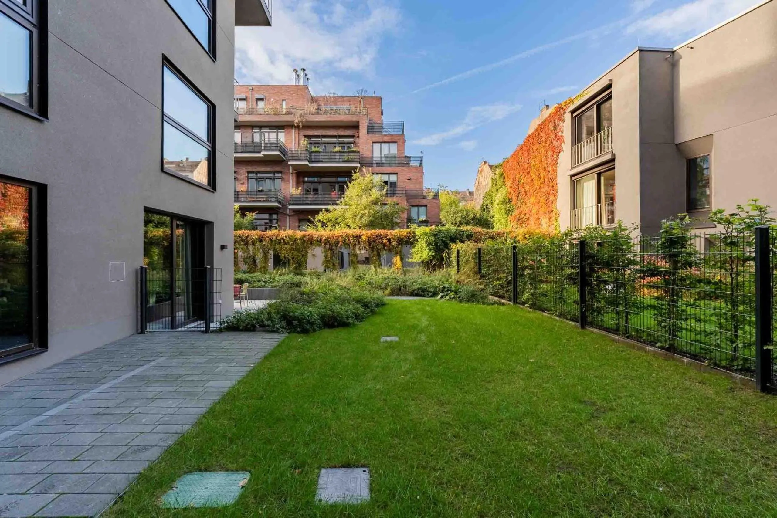 The Garden Suites by Suite030