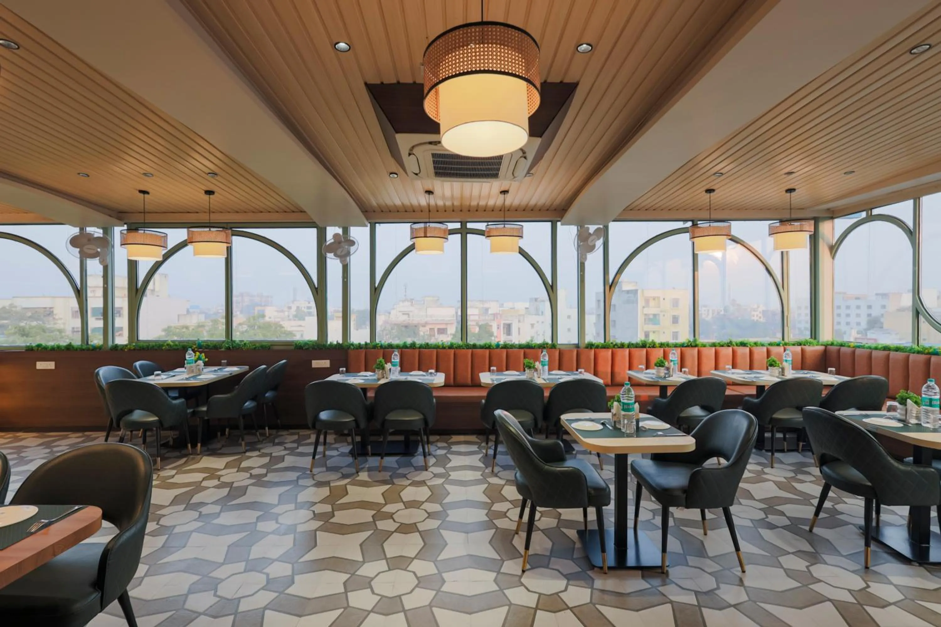 Restaurant/places to eat in The Triana