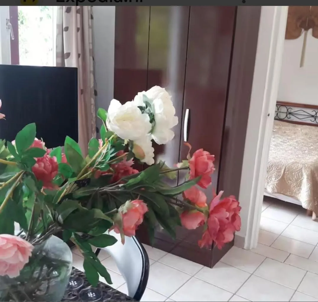 Bed in YOUR FIRST DAY Hotel on Aruba