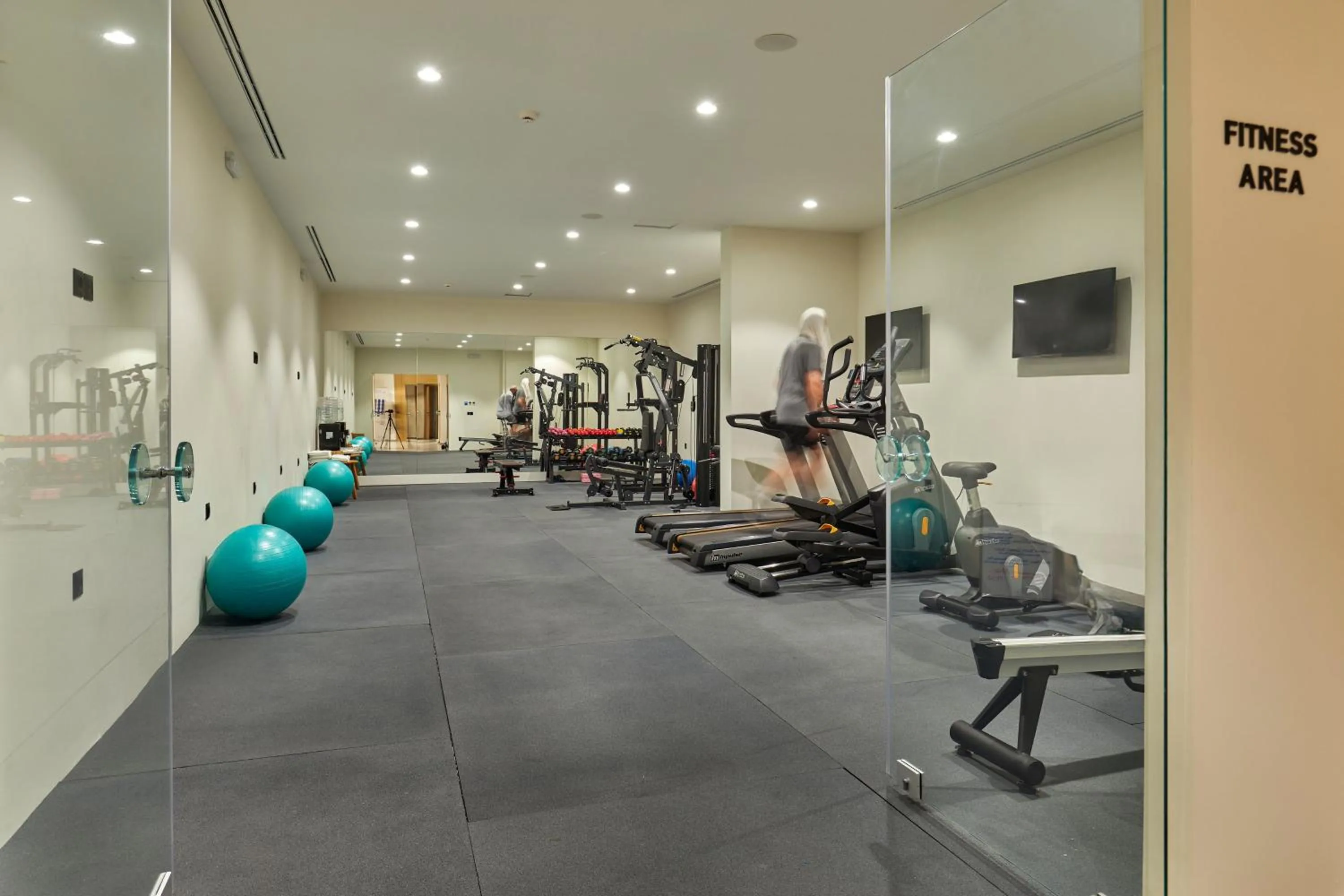 Fitness centre/facilities in Enorme Santanna Island