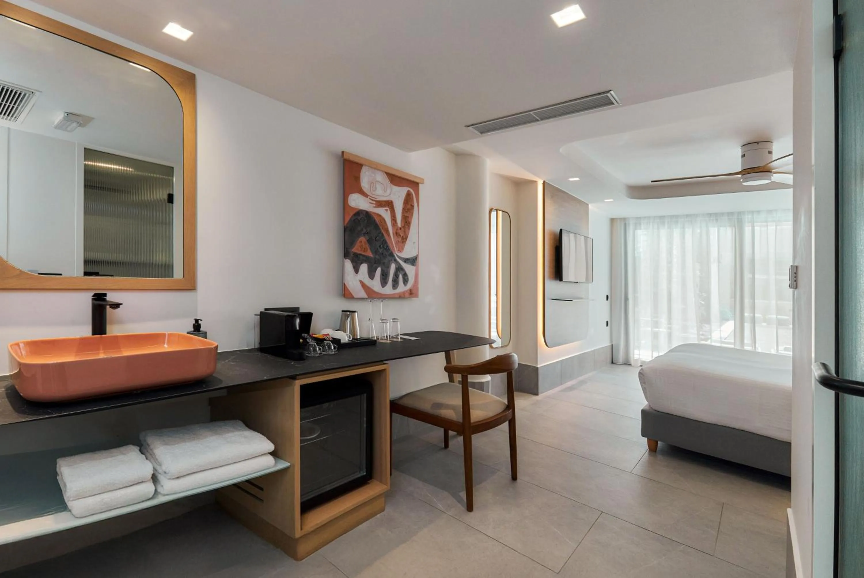 Coffee/tea facilities, Bed in Enorme Santanna Island