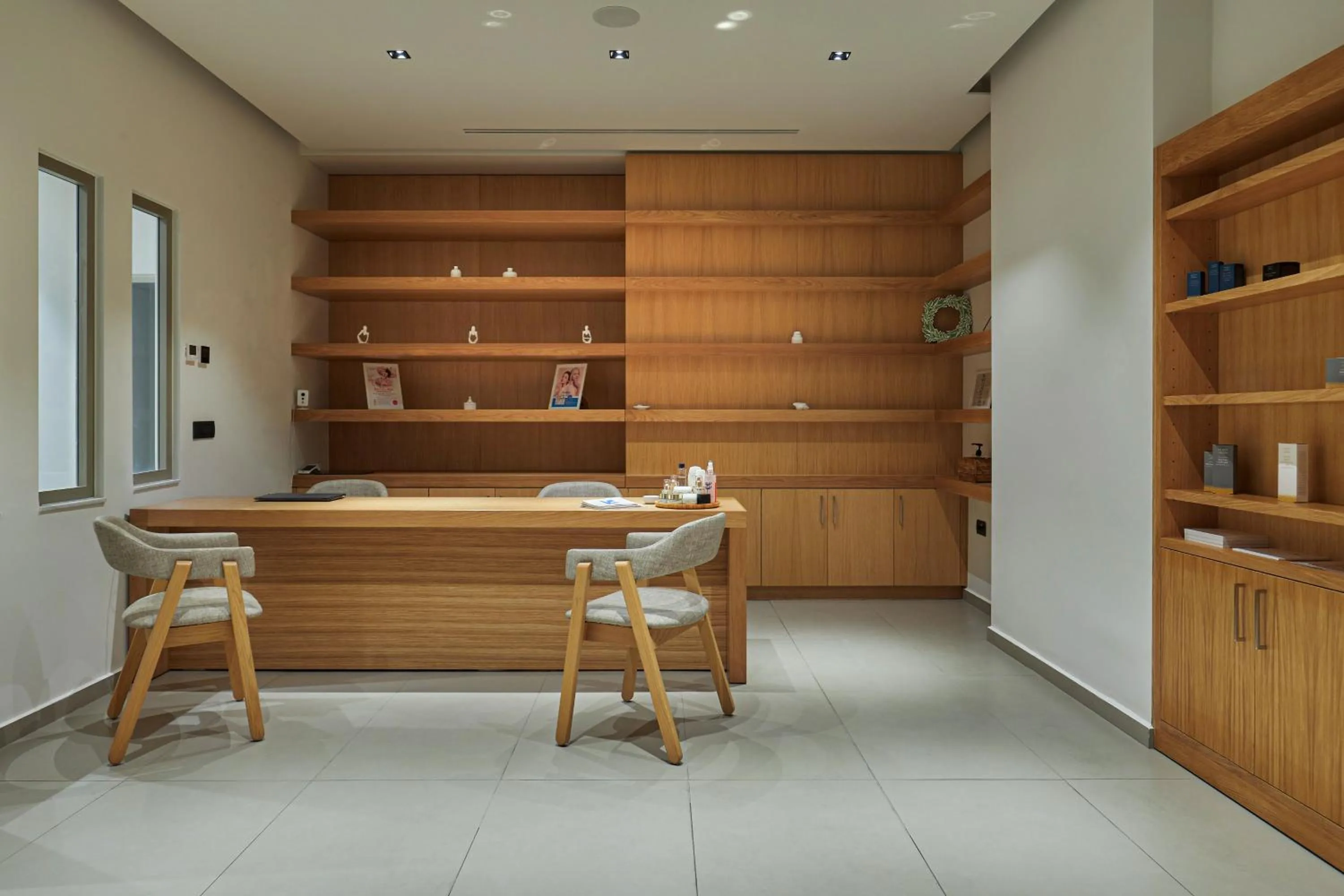 Spa and wellness centre/facilities in Enorme Santanna Island