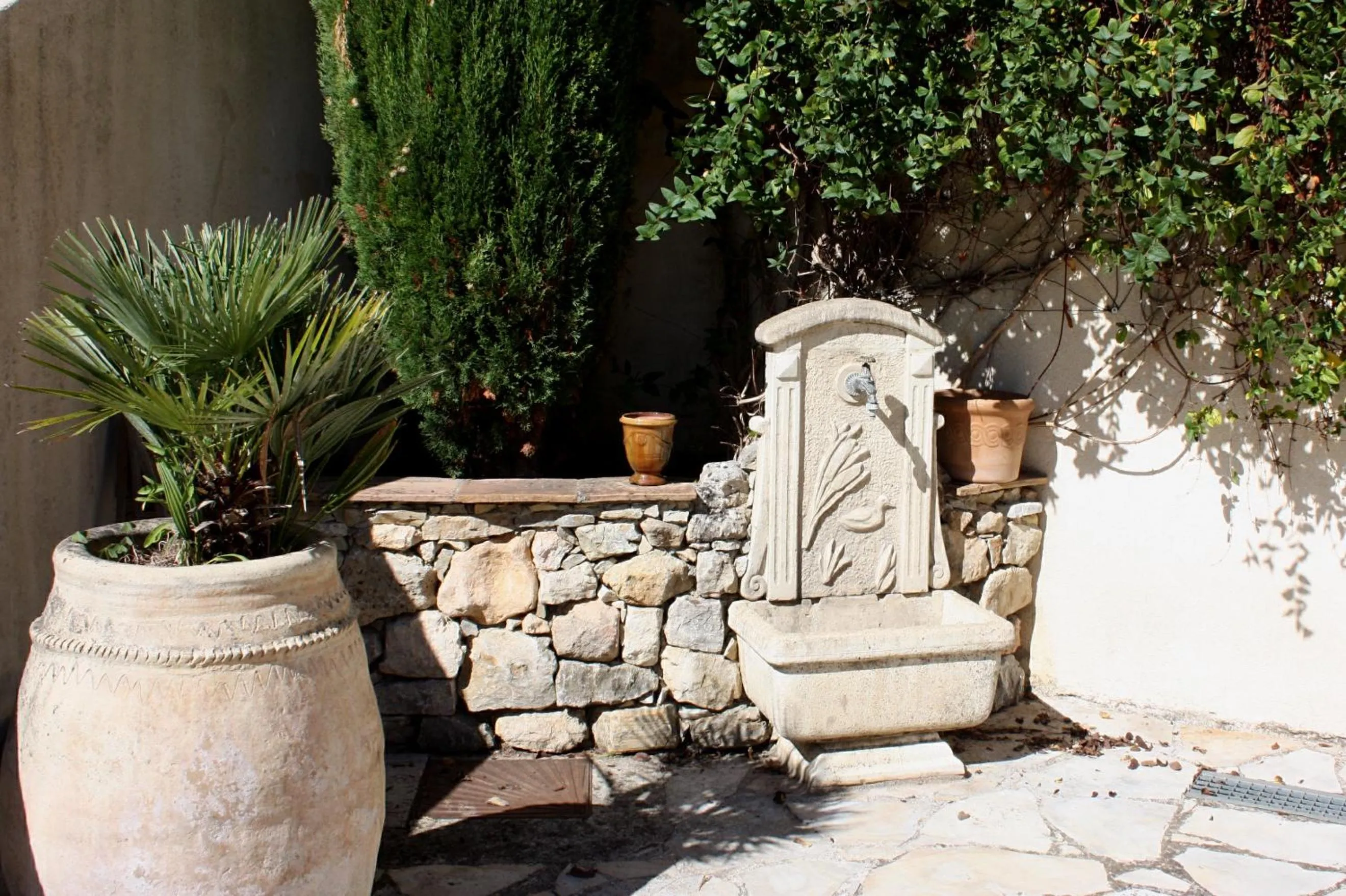 Decorative detail in B&B Villa Ganesh