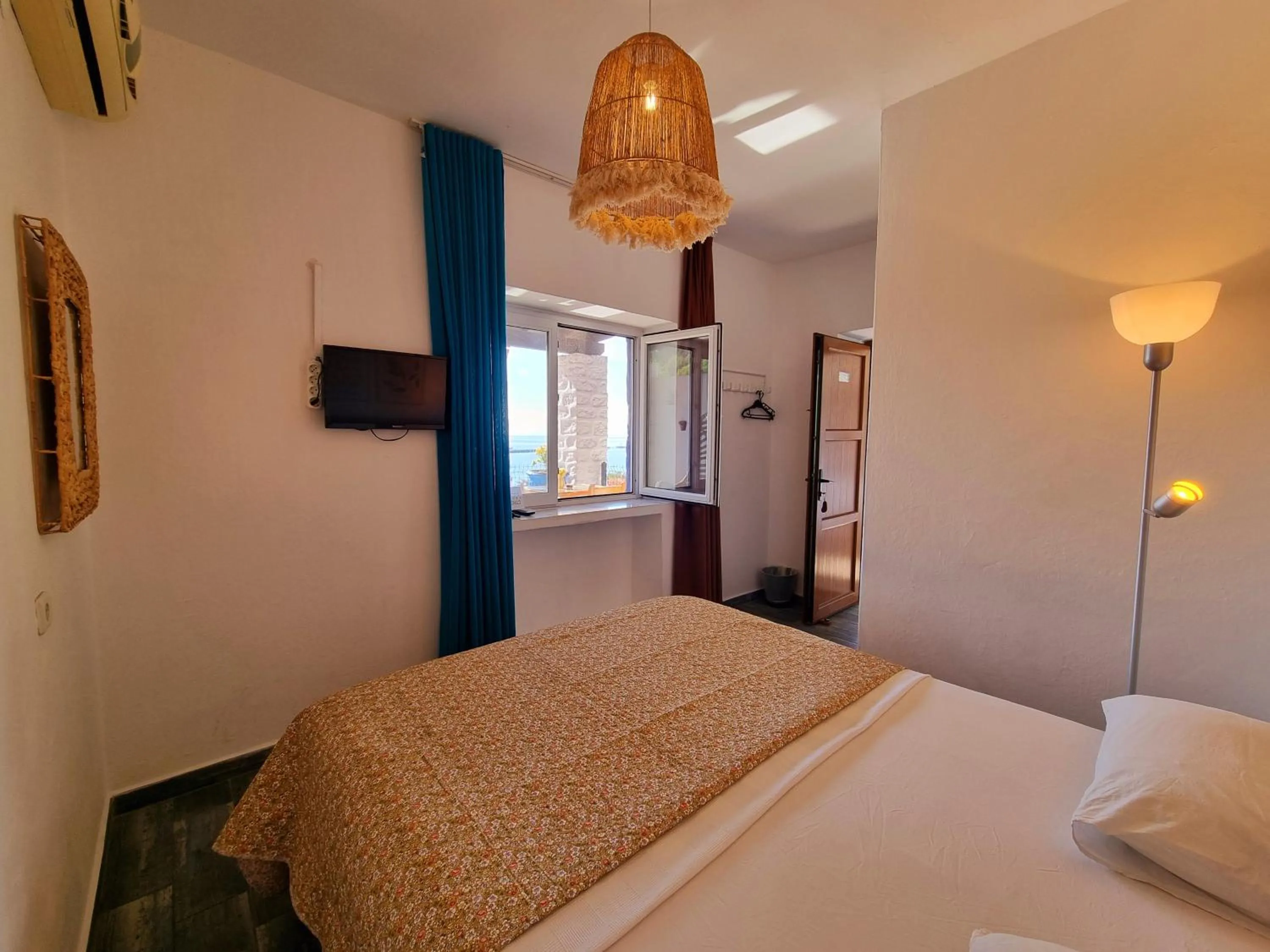 Sea view, Bed in Kumbahçe Fethiye Hanım Pansiyon BODRUM