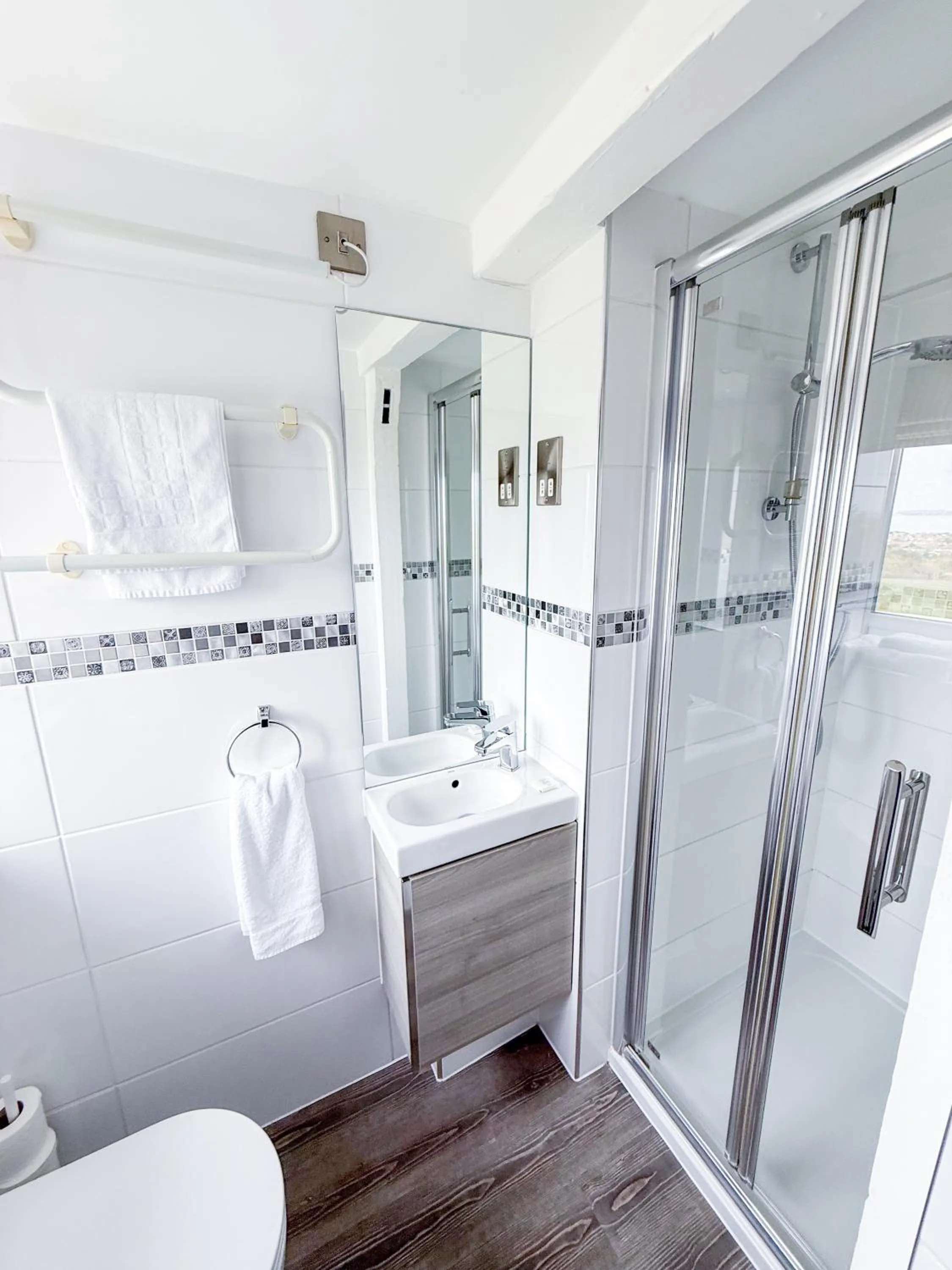 The Crescent Turner Hotel