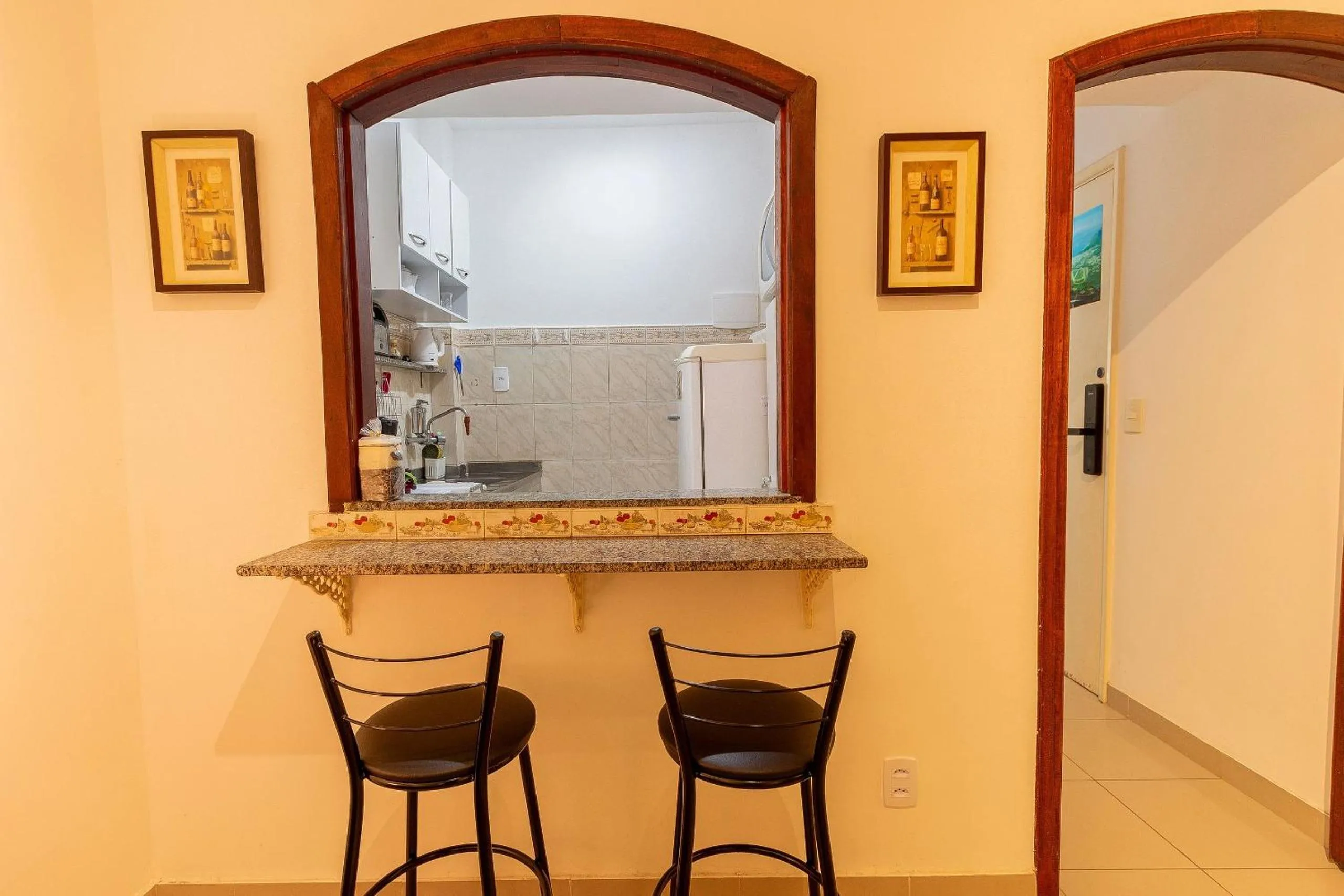 Kitchen or kitchenette in Copacabana Refúgio na Beira da Praia