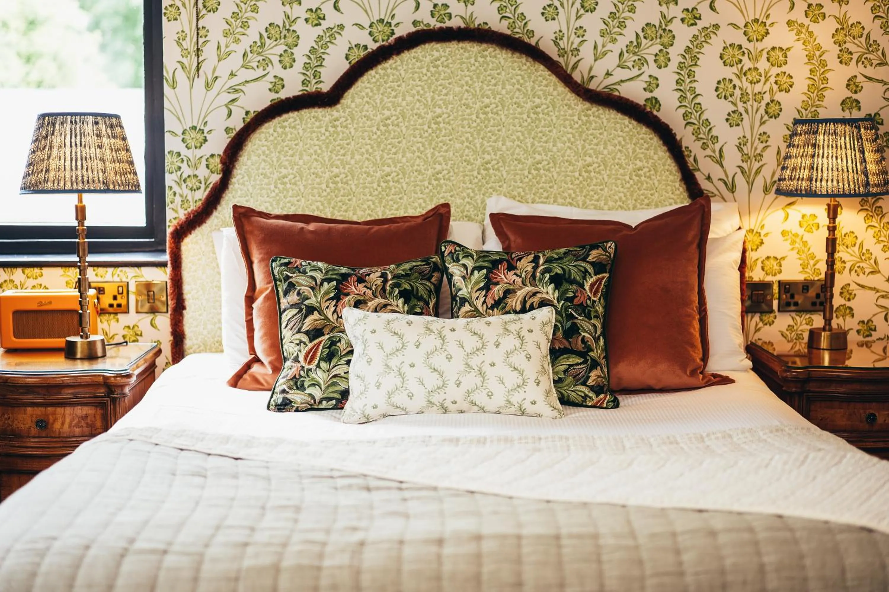 Bedroom, Bed in The George