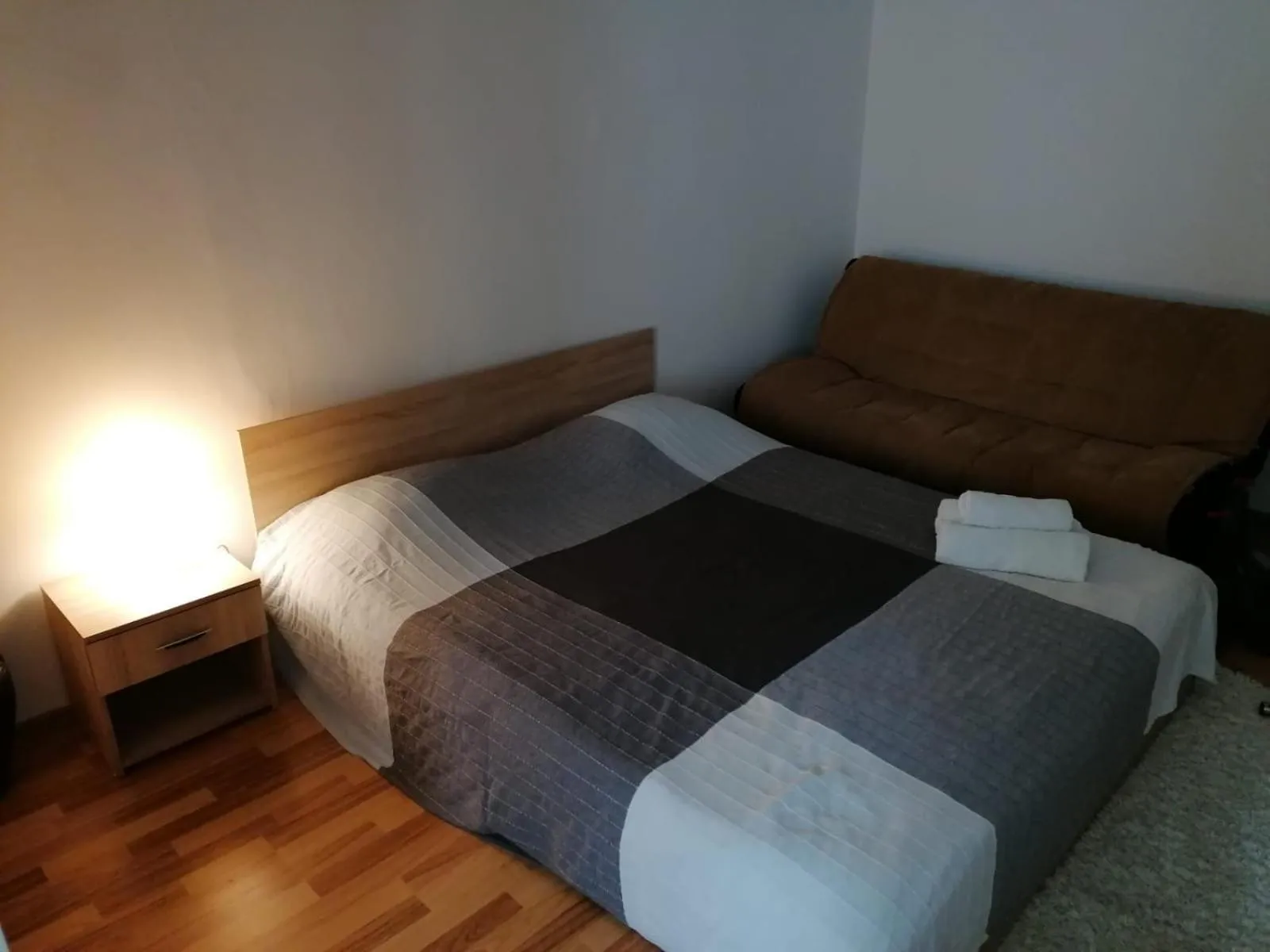 Bed in Nexus Studio Deluxe