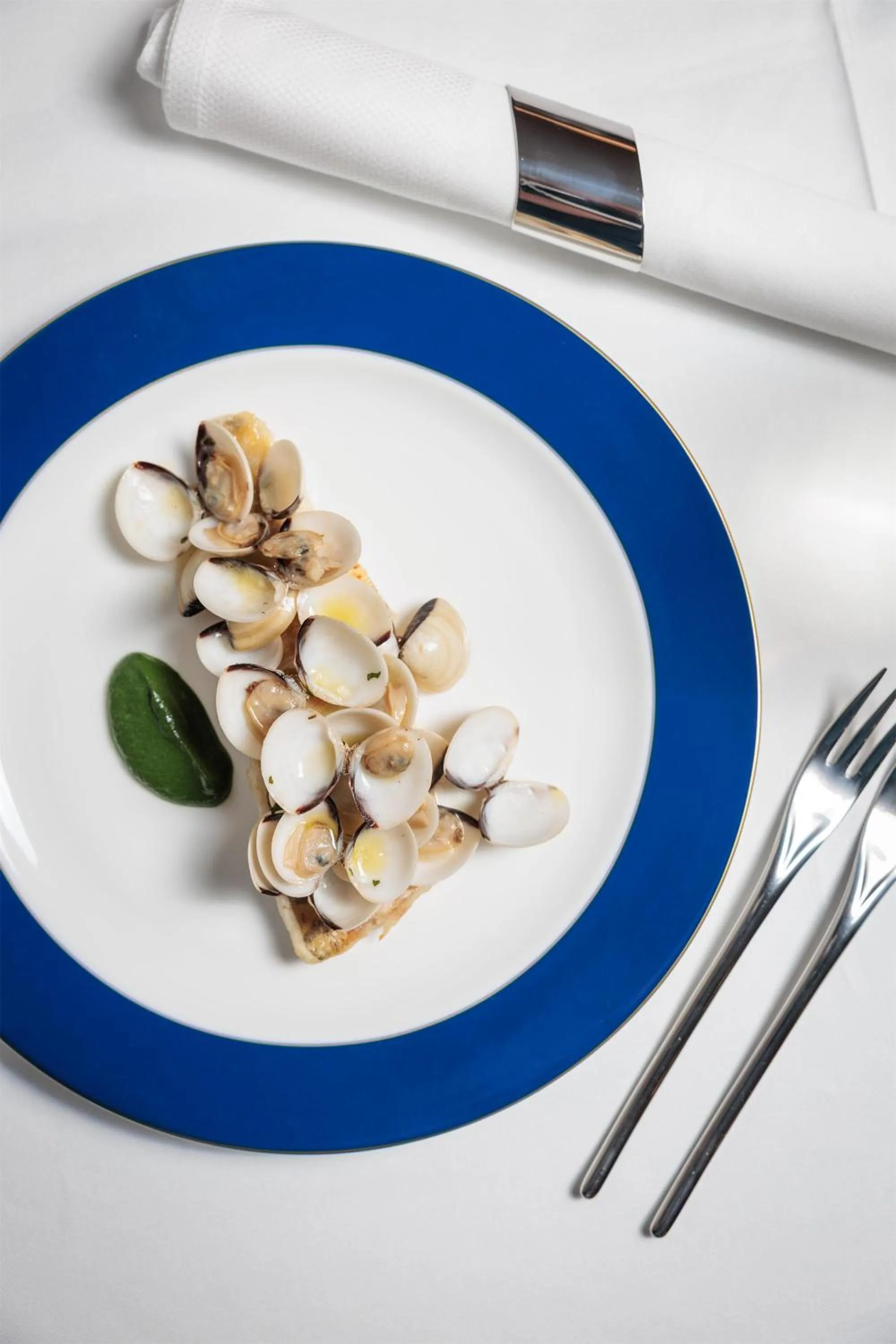 Restaurant/places to eat in Radisson Collection Hotel, Old Mill Belgrade