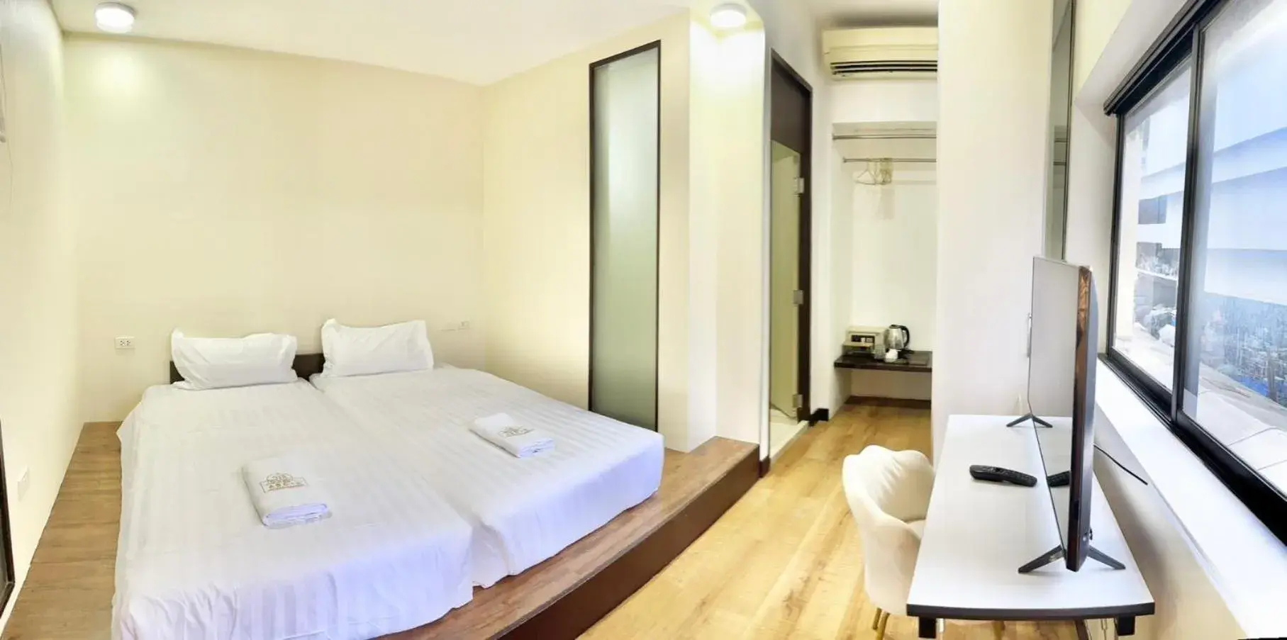 Photo of the whole room, Bed in ABC SO Hotel Bangkok Photo of the whole room, Bed in ABC SO Hotel Bangkok