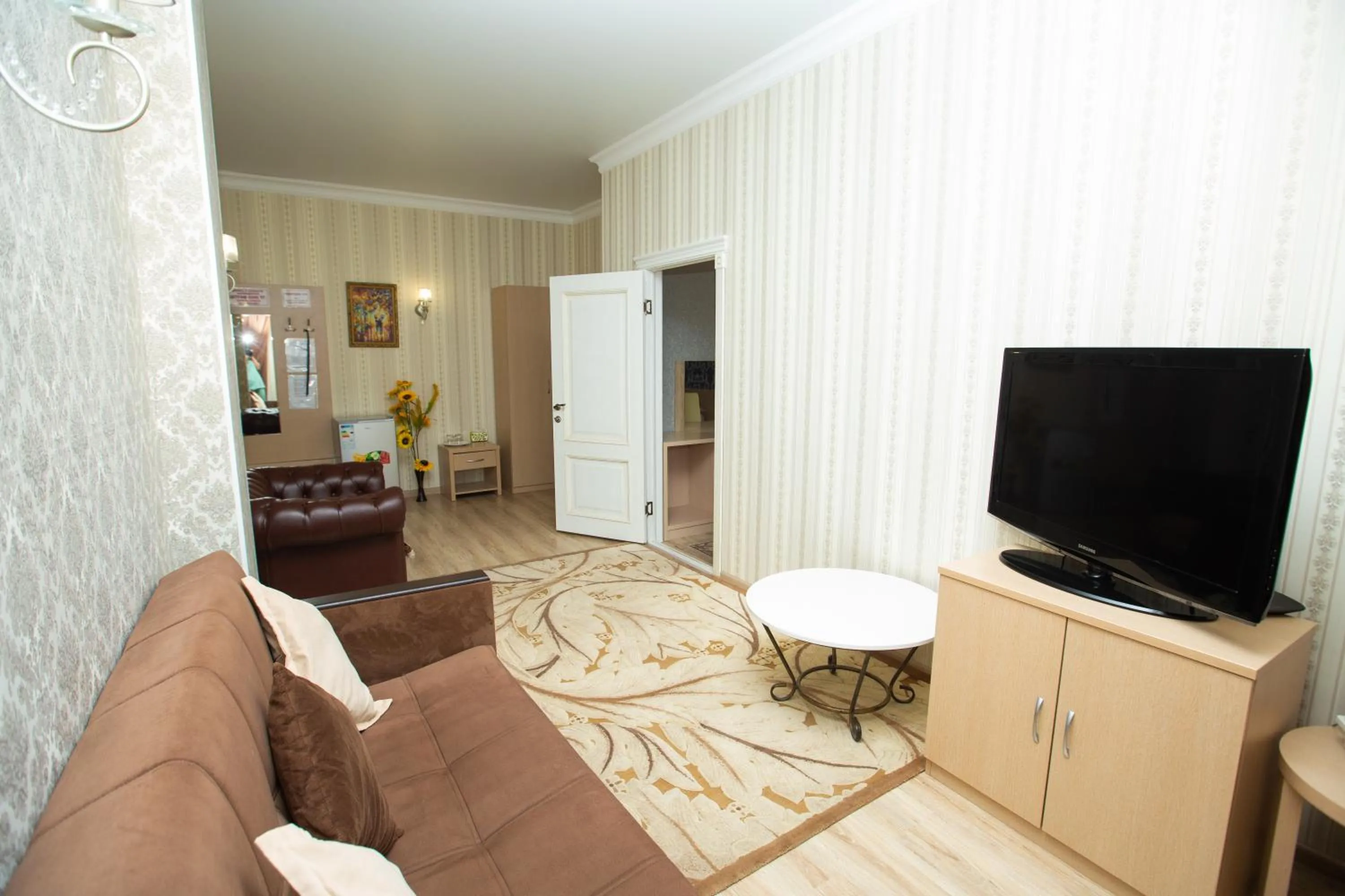 TV and multimedia in Versal Hotel