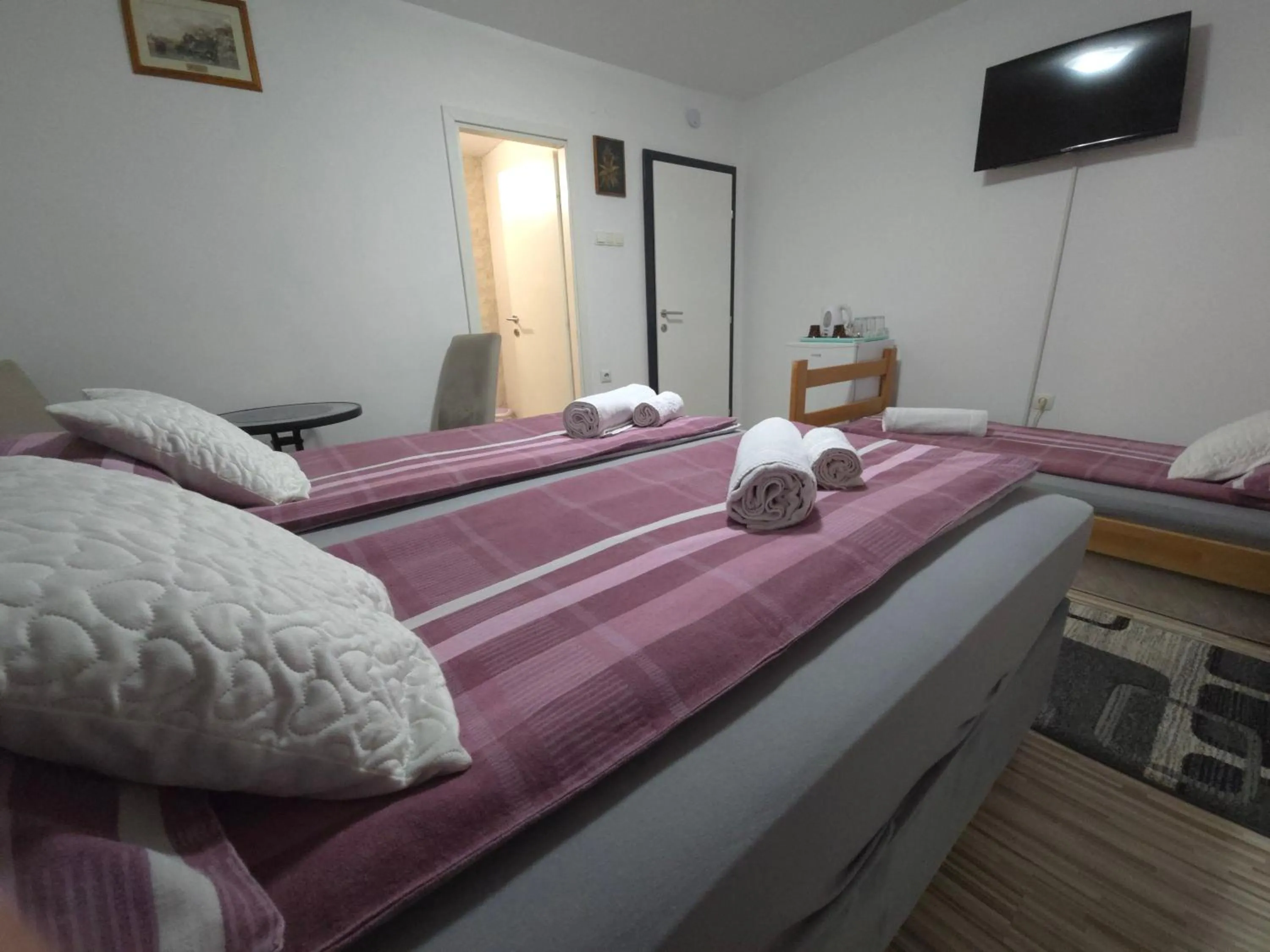 Bed in Guest House Nana