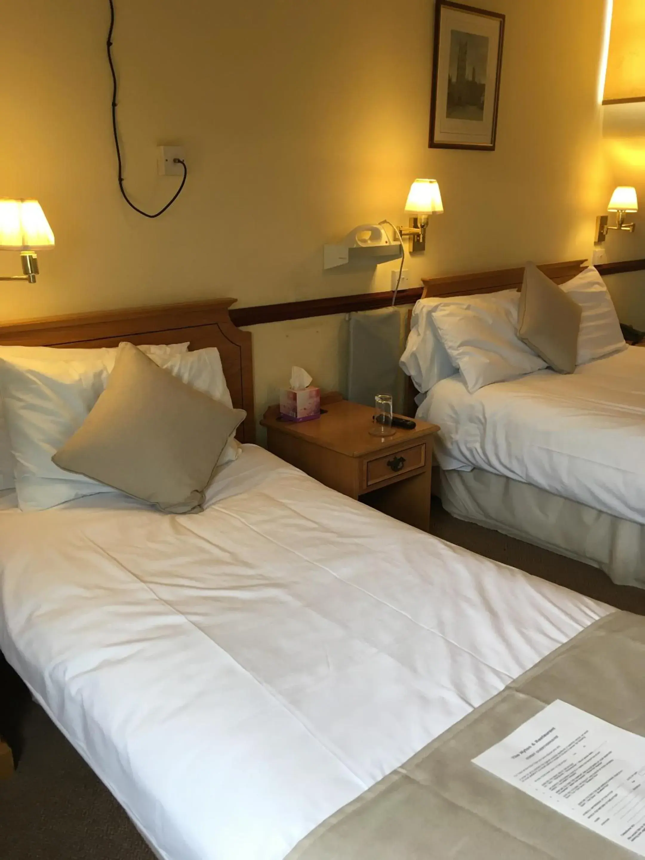 Quadruple Room - single occupancy in The Nyton Guesthouse Quadruple Room - single occupancy in The Nyton Guesthouse