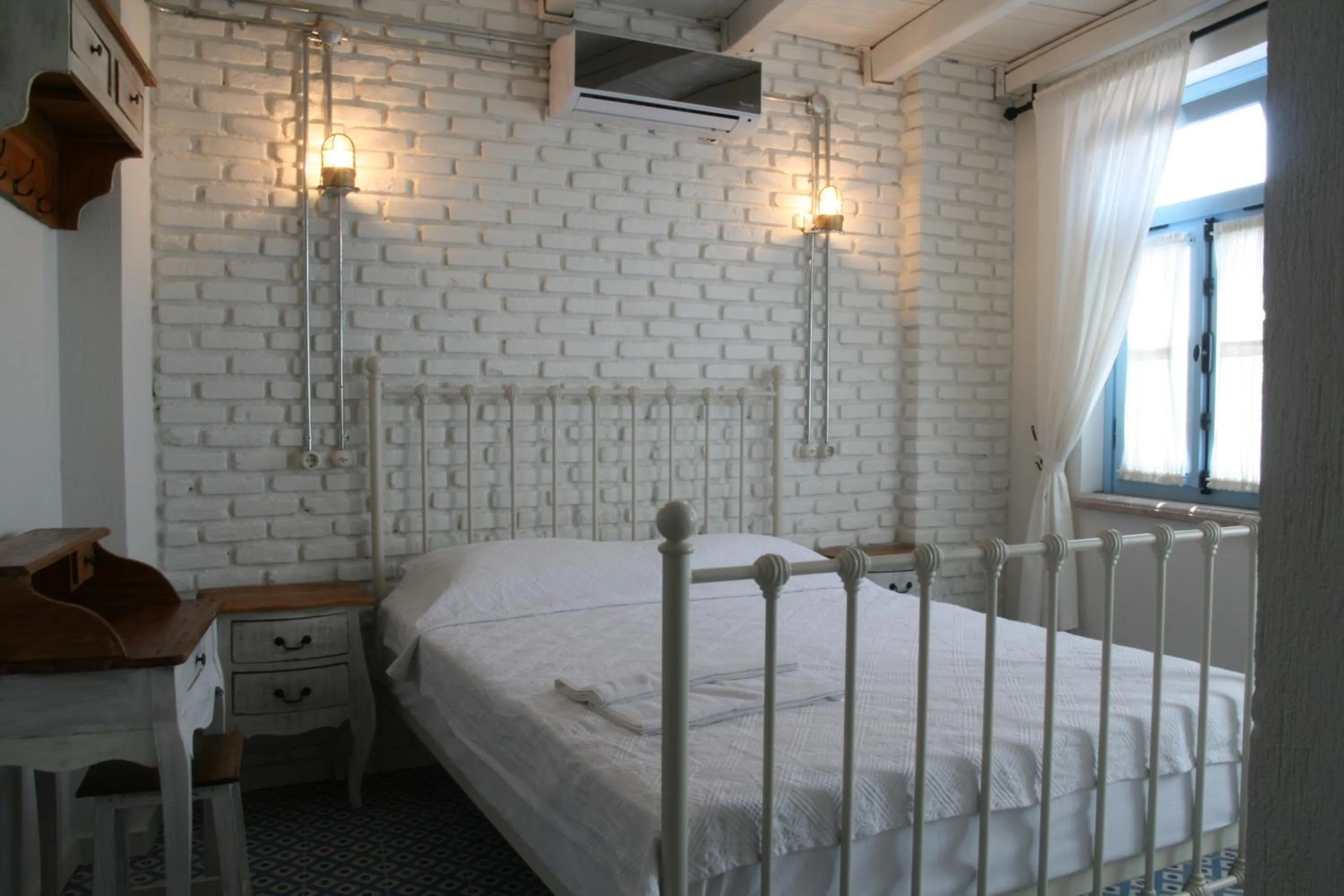 Bed in Cesmeli Han
