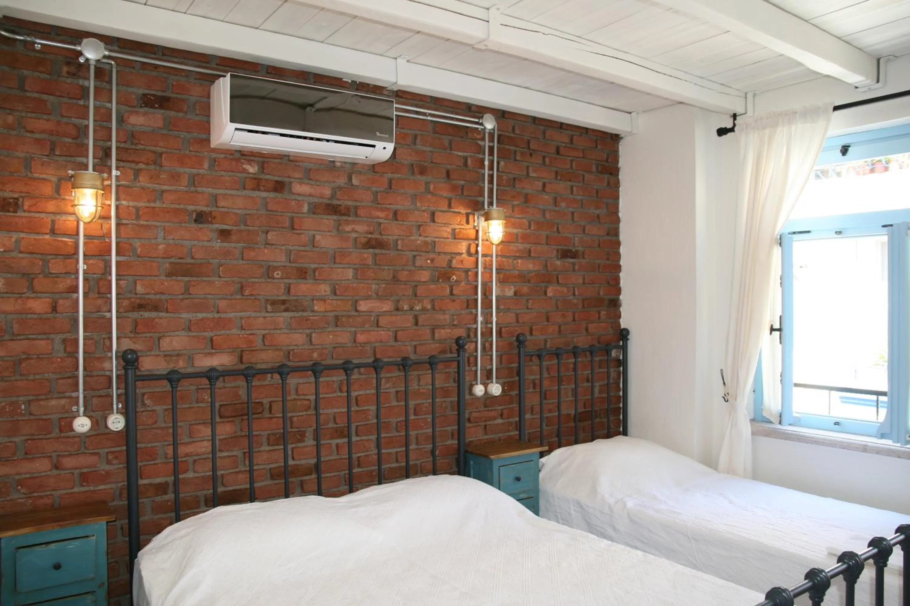 Bed in Cesmeli Han