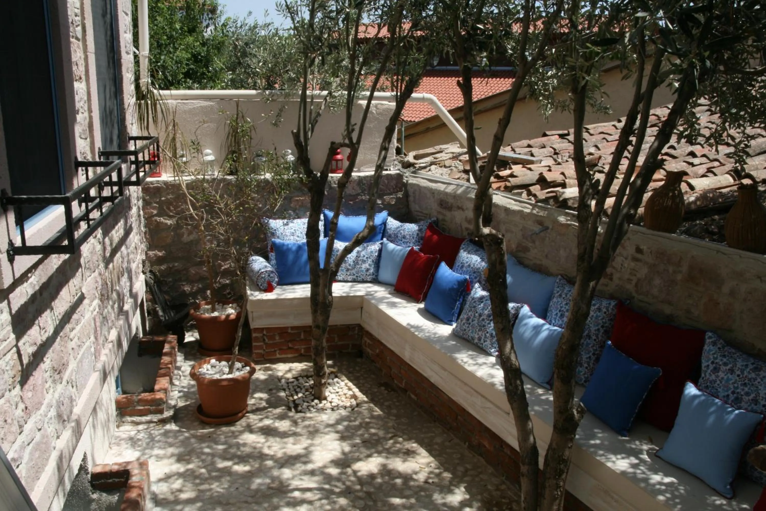 Garden view in Cesmeli Han