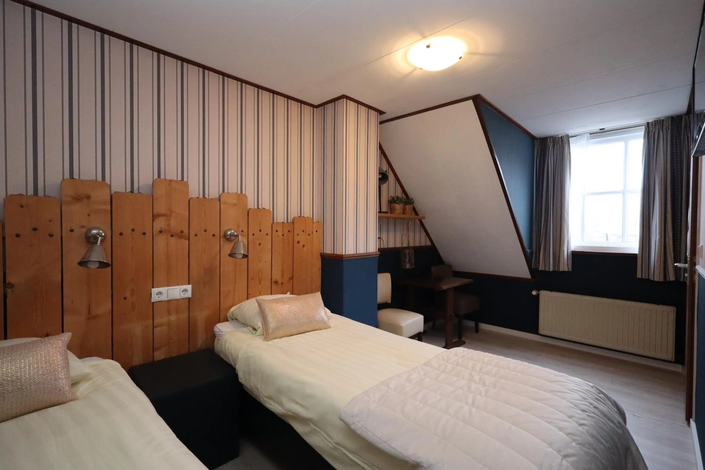 Bed in Hotel Restaurant de Boekanier