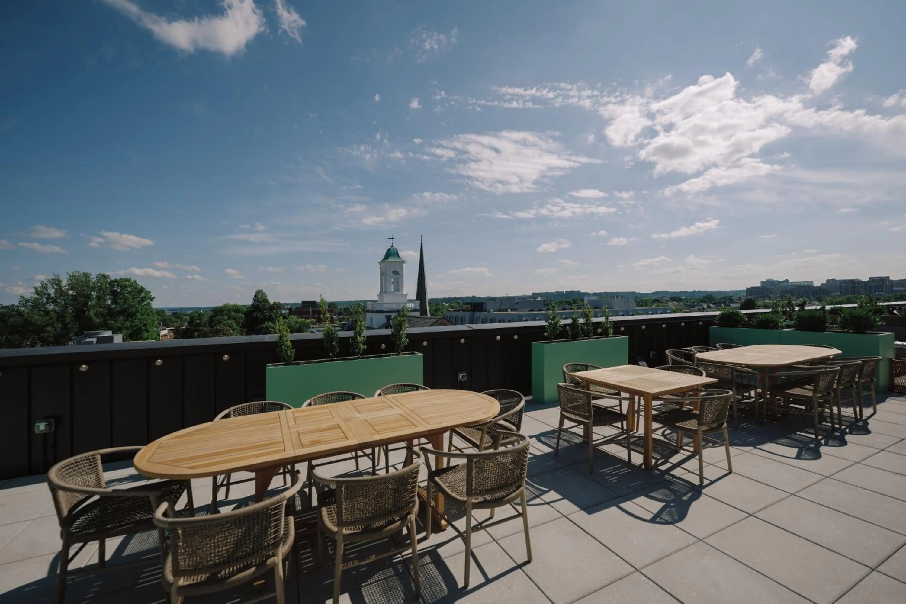 Lounge or bar in Hotel Heron Old Town Alexandria