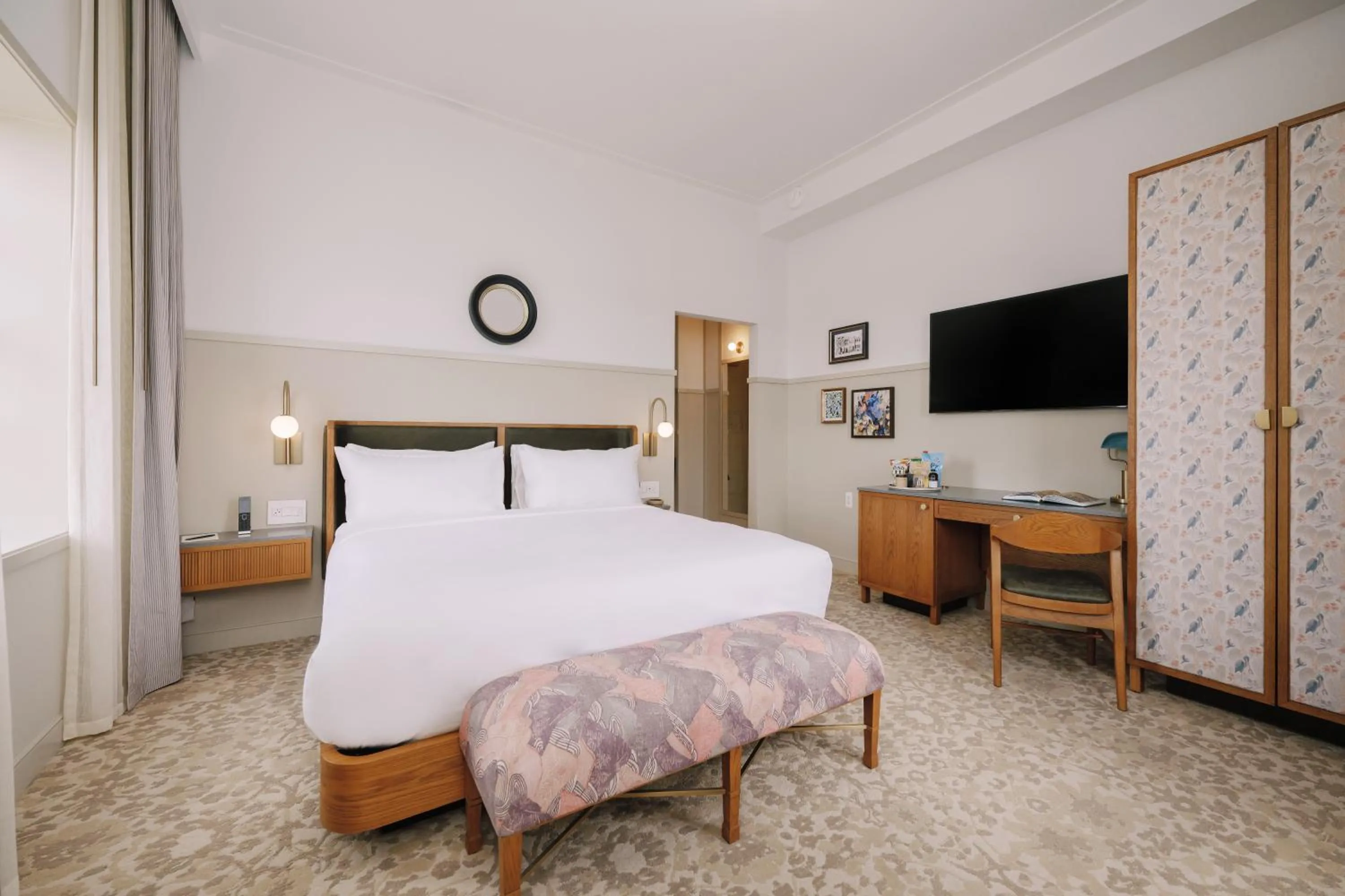 Bedroom, Bed in Hotel Heron Old Town Alexandria