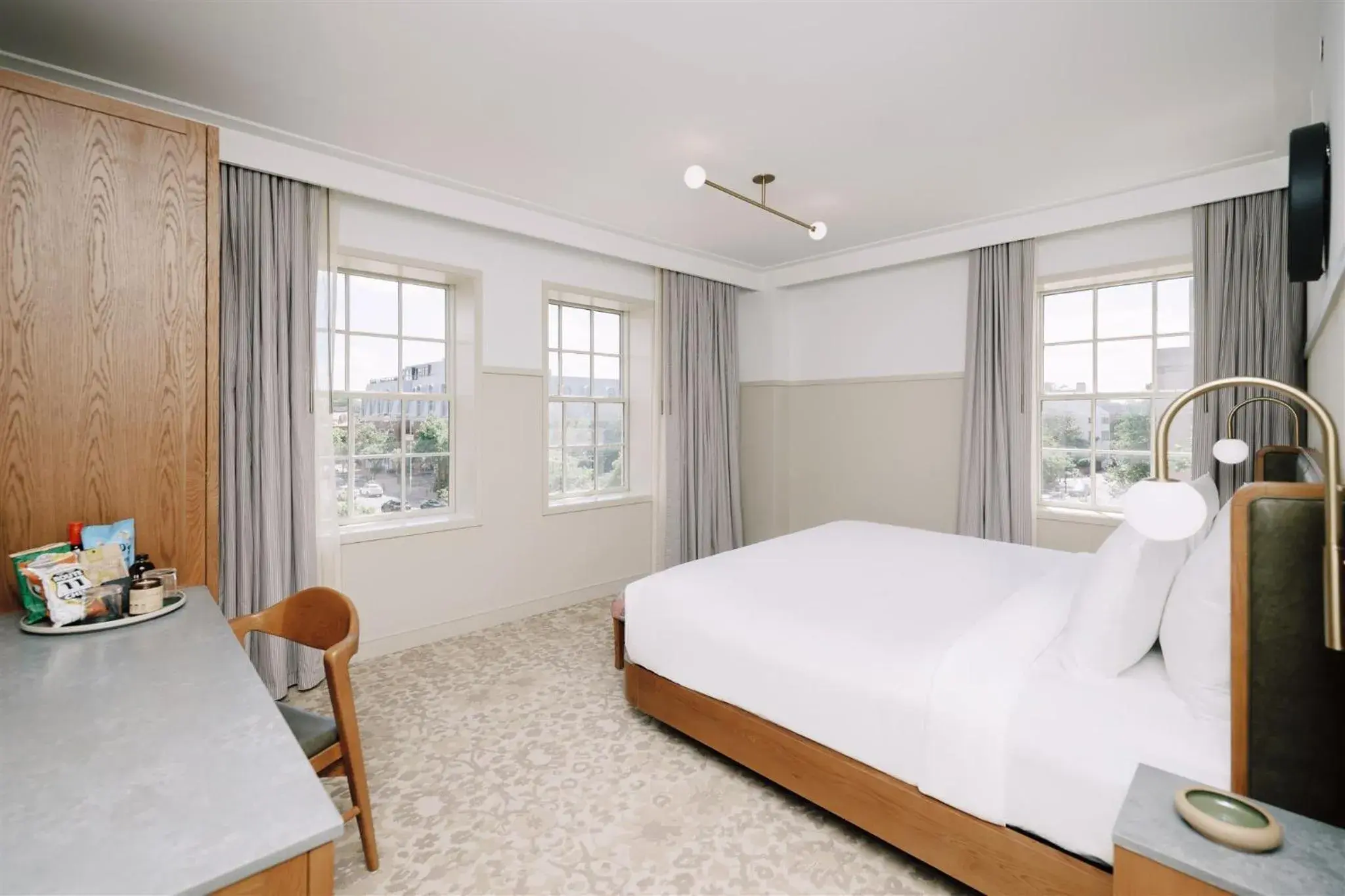 Bedroom, Bed in Hotel Heron Old Town Alexandria Bedroom, Bed in Hotel Heron Old Town Alexandria