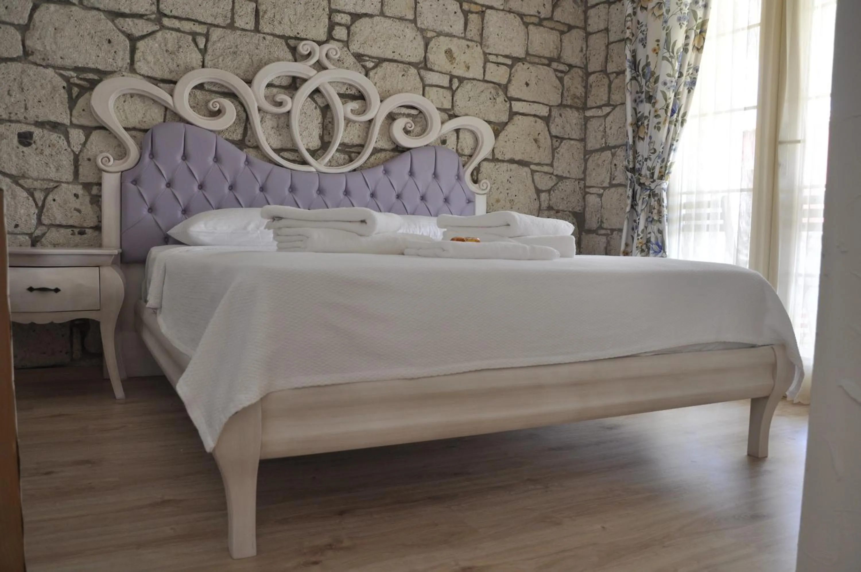 Bed in Alacati Lucky Angel Hotel