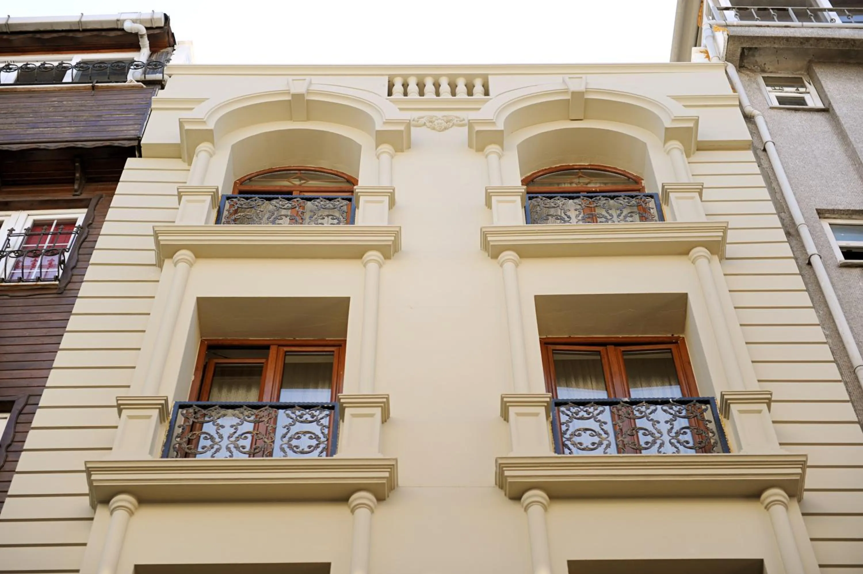Facade/entrance in Sunlife Oldcity