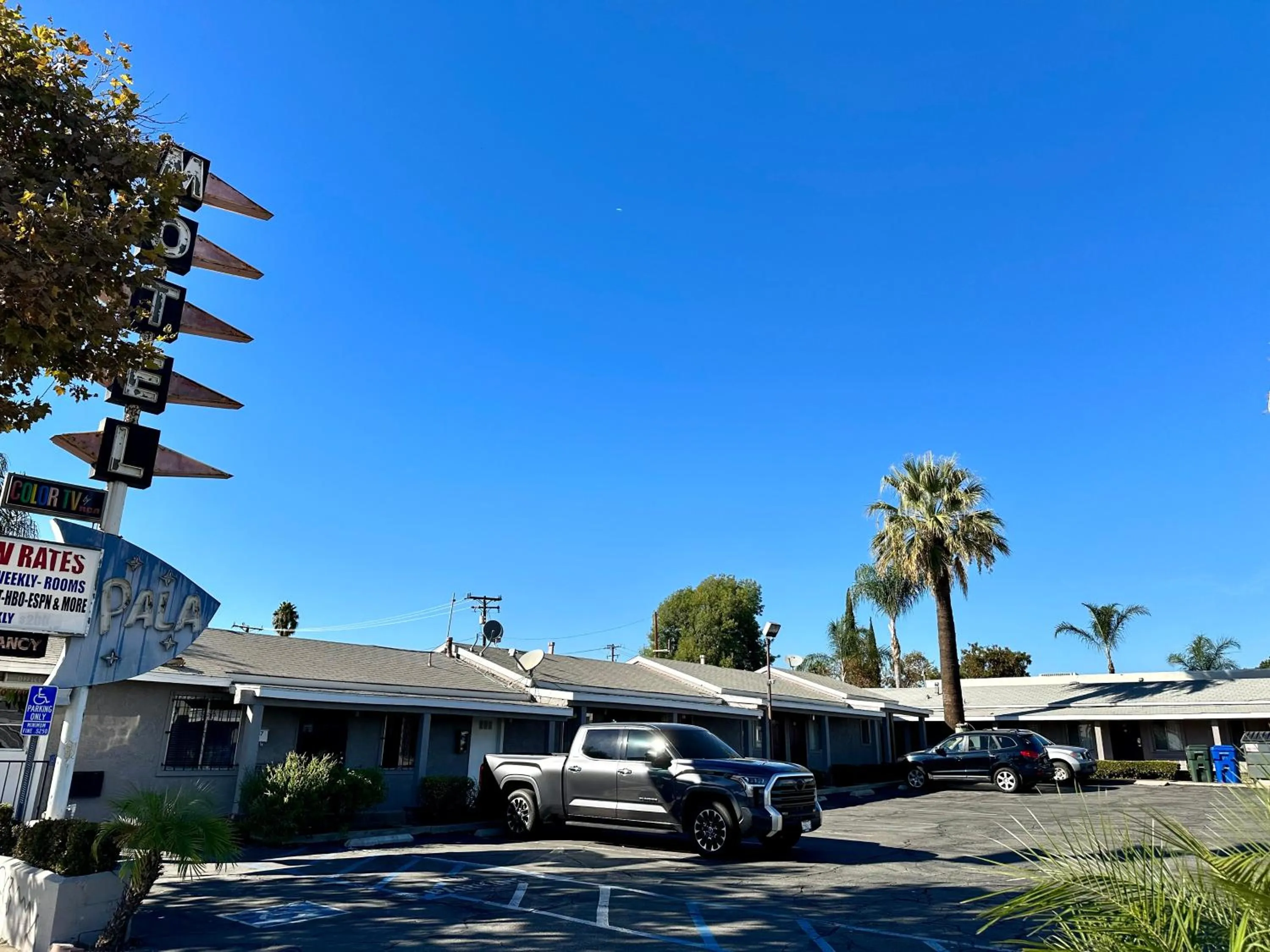 Pala Motel