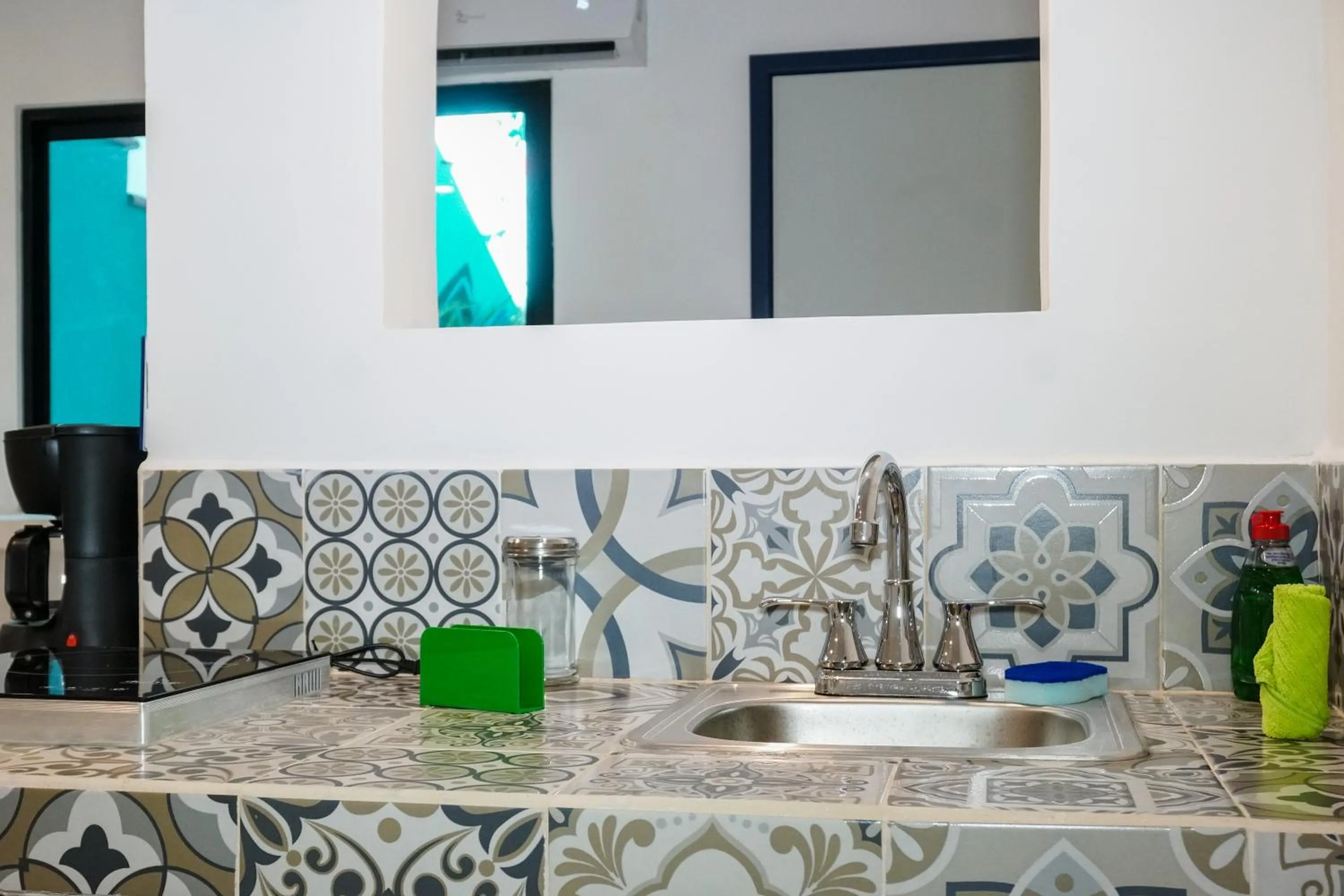 Kitchen or kitchenette in Linda Vecindad Playa del Carmen