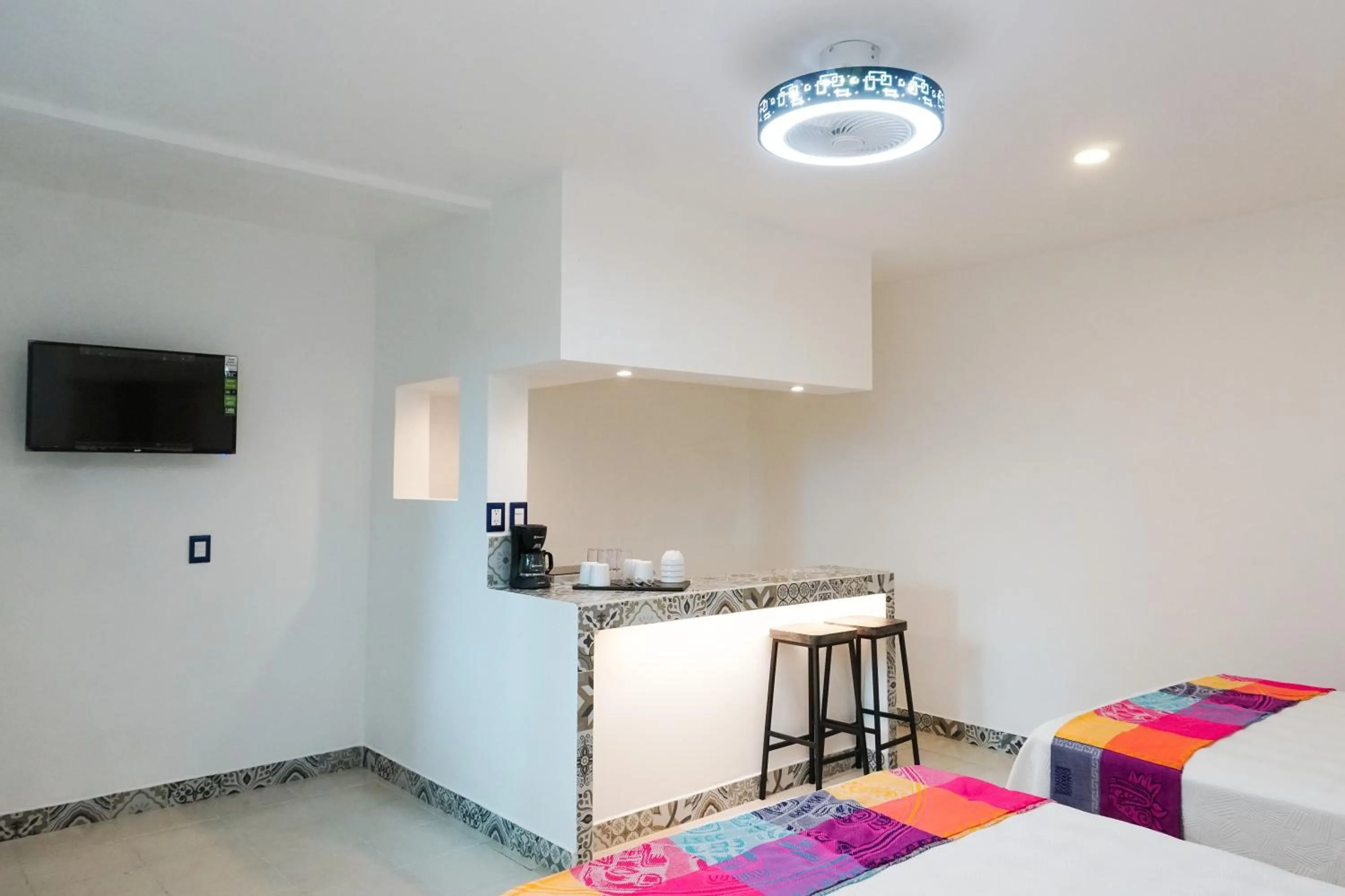 Kitchen or kitchenette, Bed in Linda Vecindad Playa del Carmen