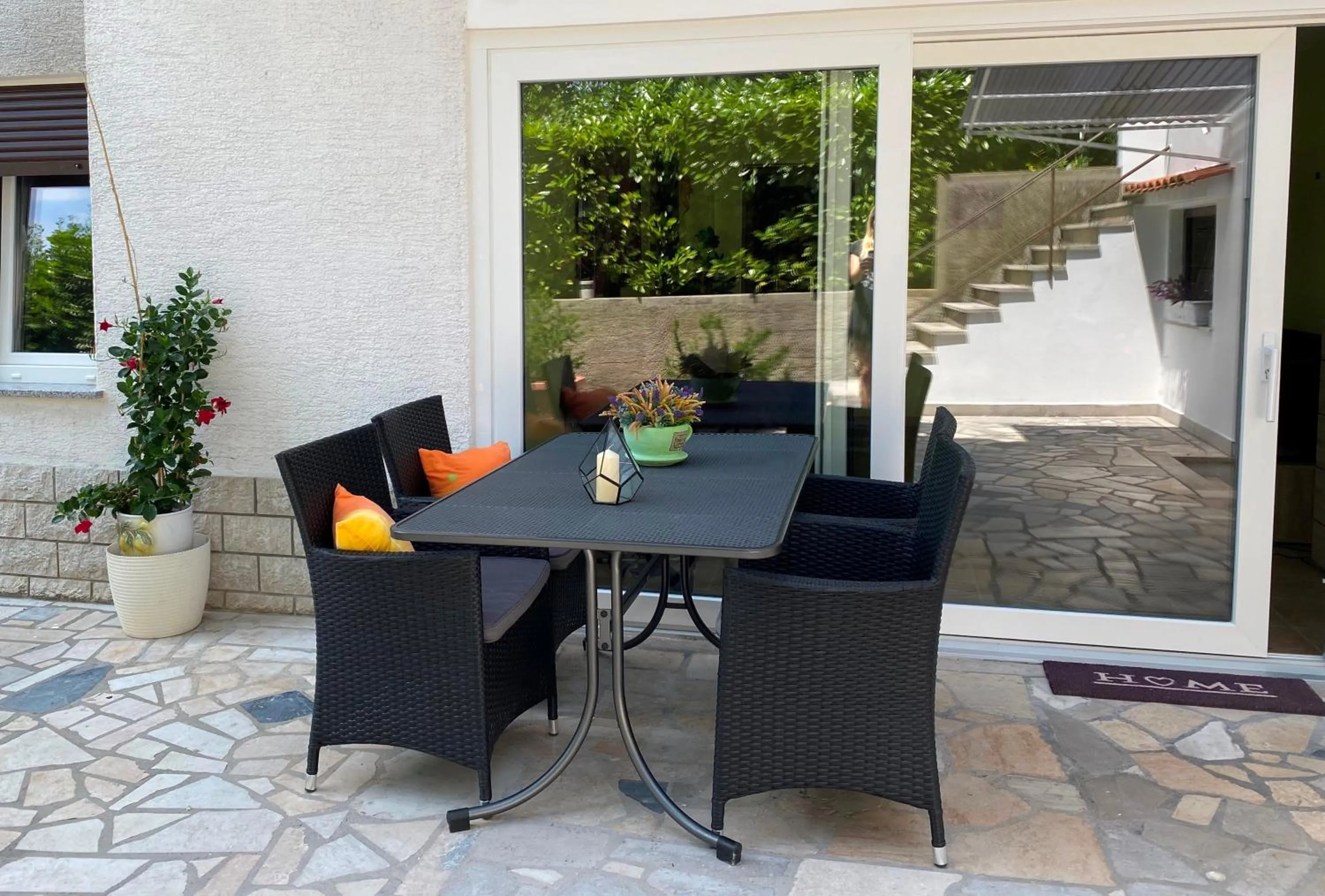 Patio in Guesthouse Villa Stanger
