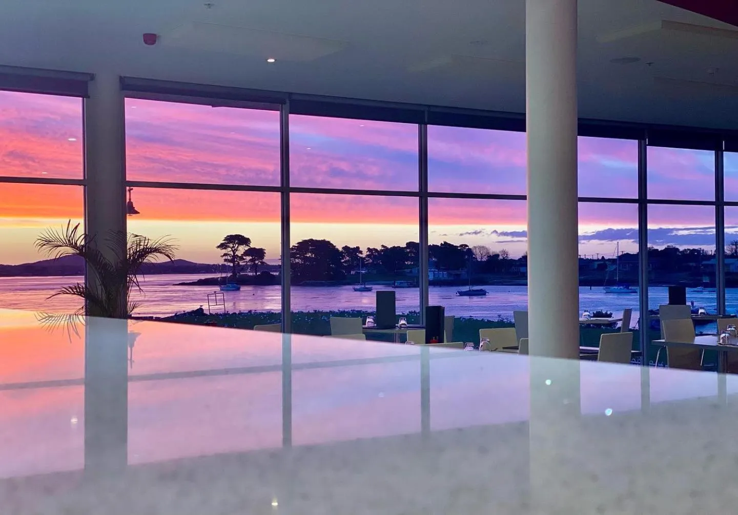 Restaurant/places to eat in York Cove Hotel