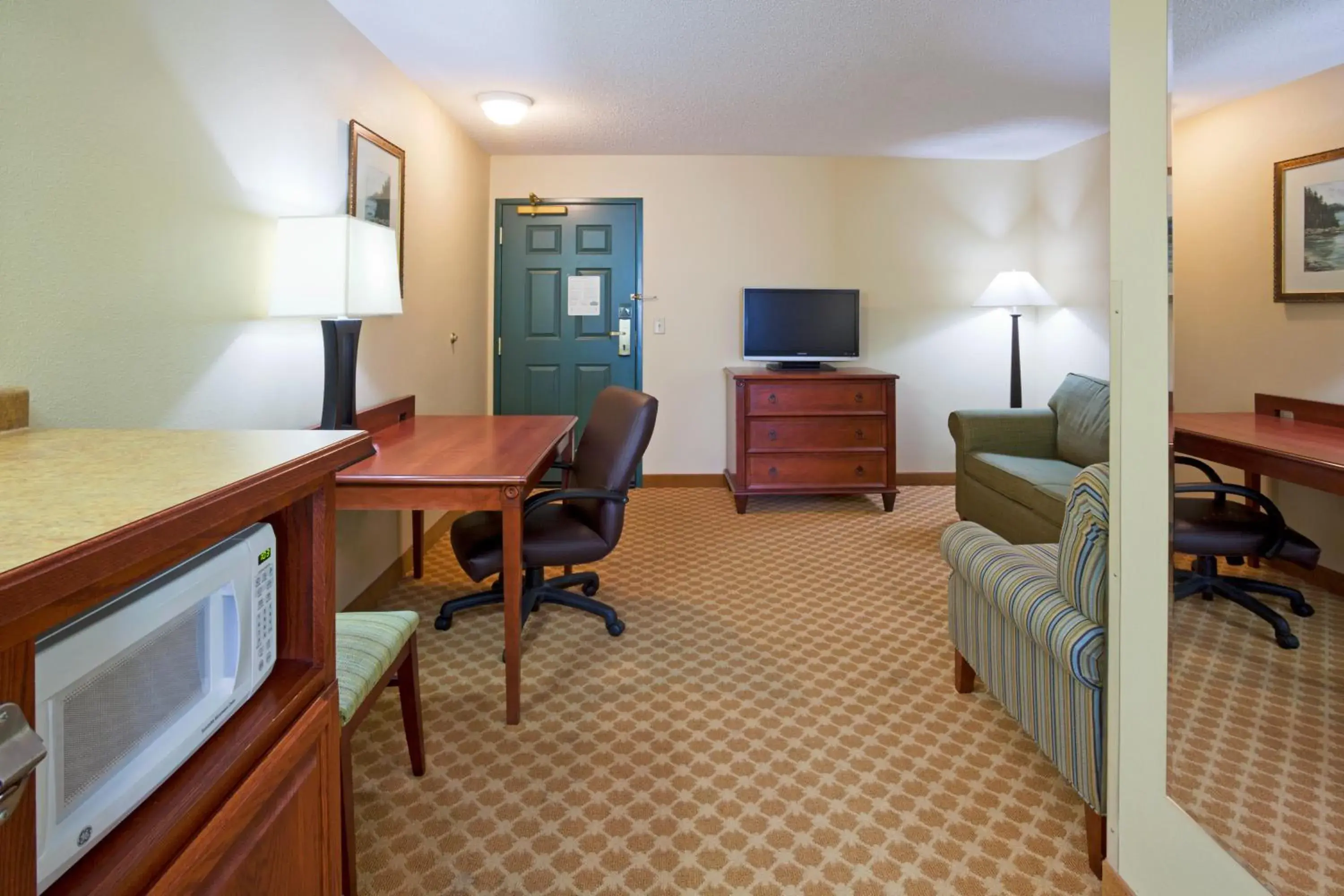 TV/Entertainment Center in Country Inn & Suites by Radisson, Marinette, WI