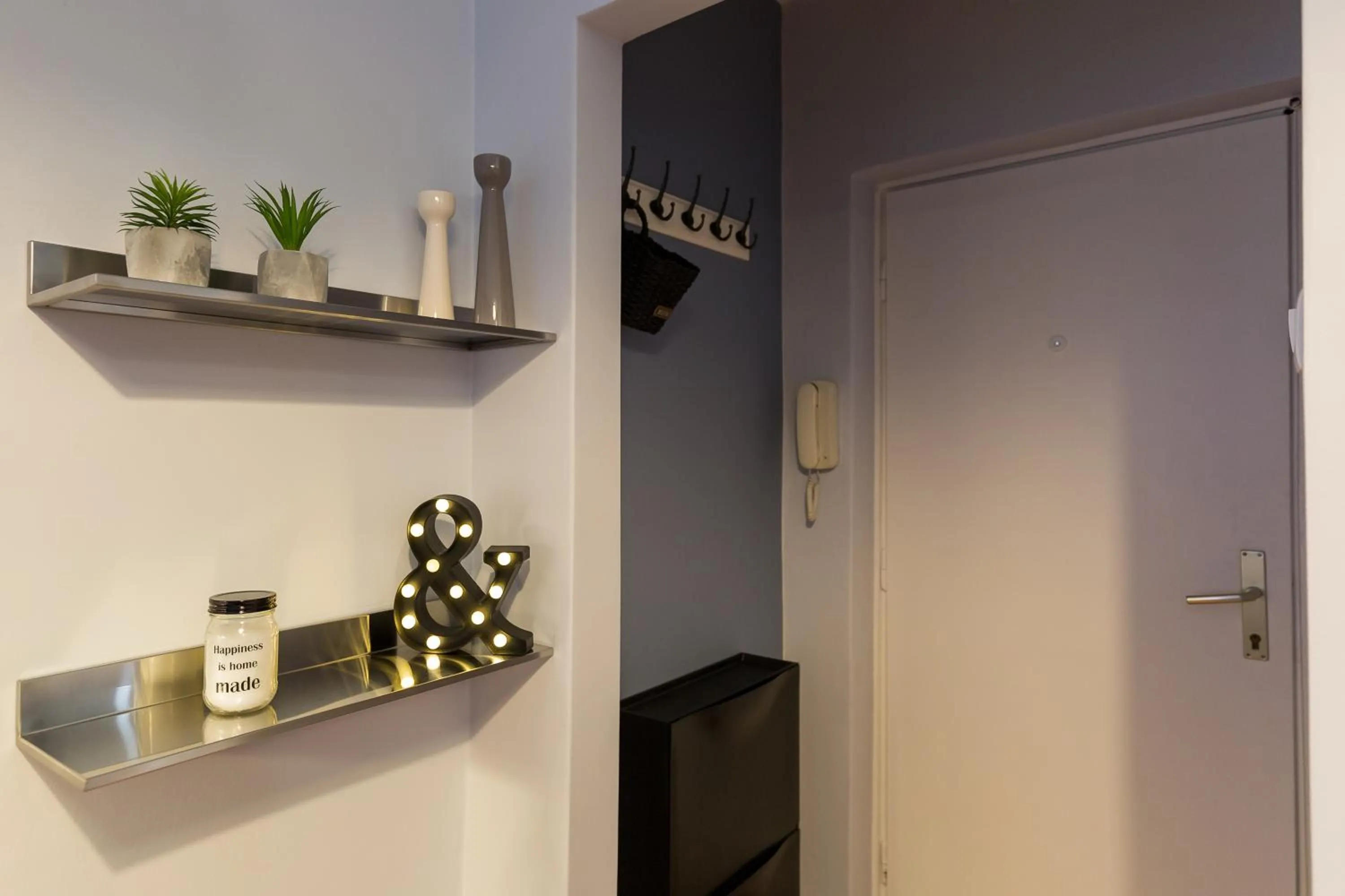 Decorative detail in Apartment Skarica