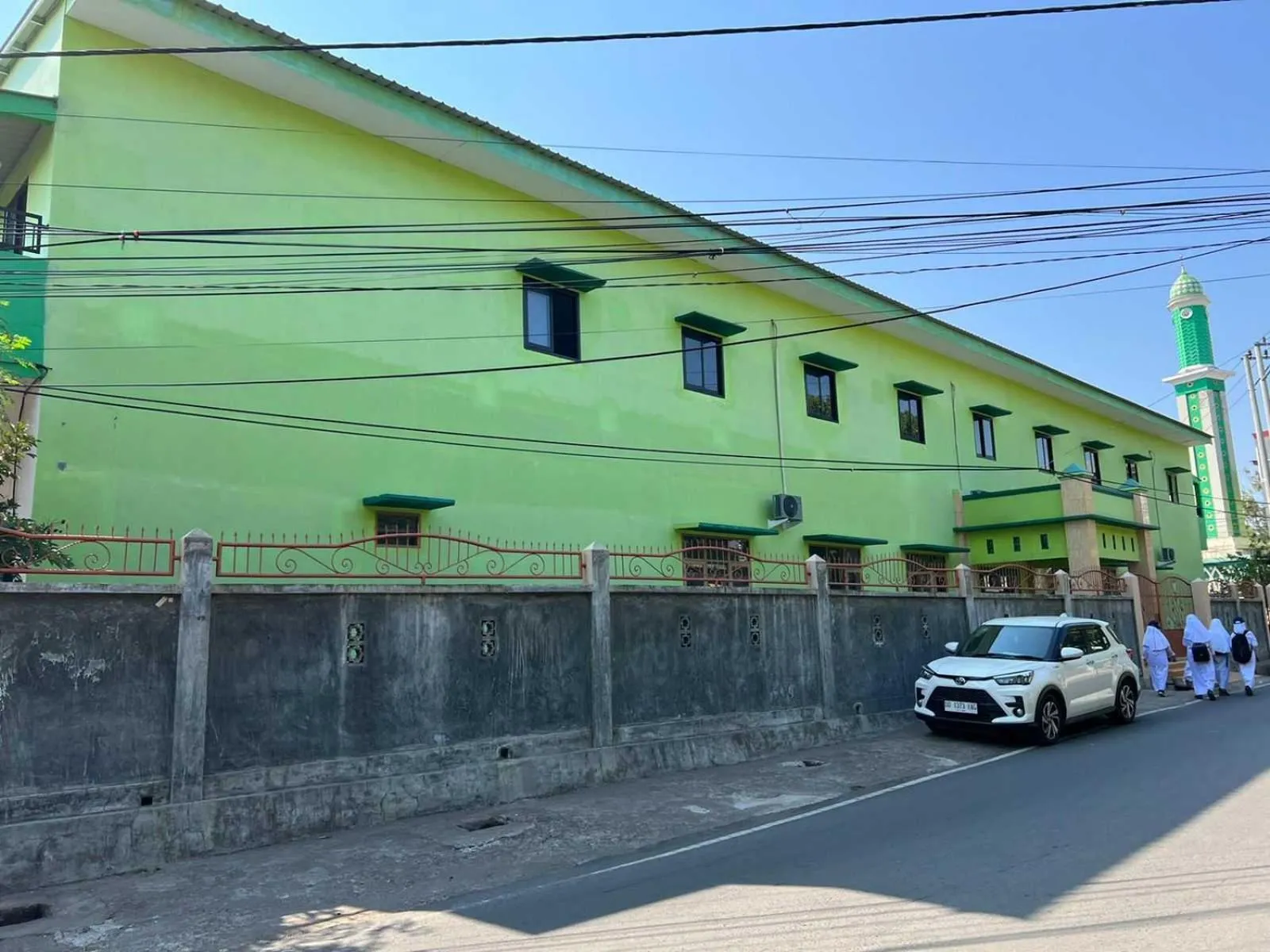 Facade/entrance in Hotel O Kost Gowa Near Gowa