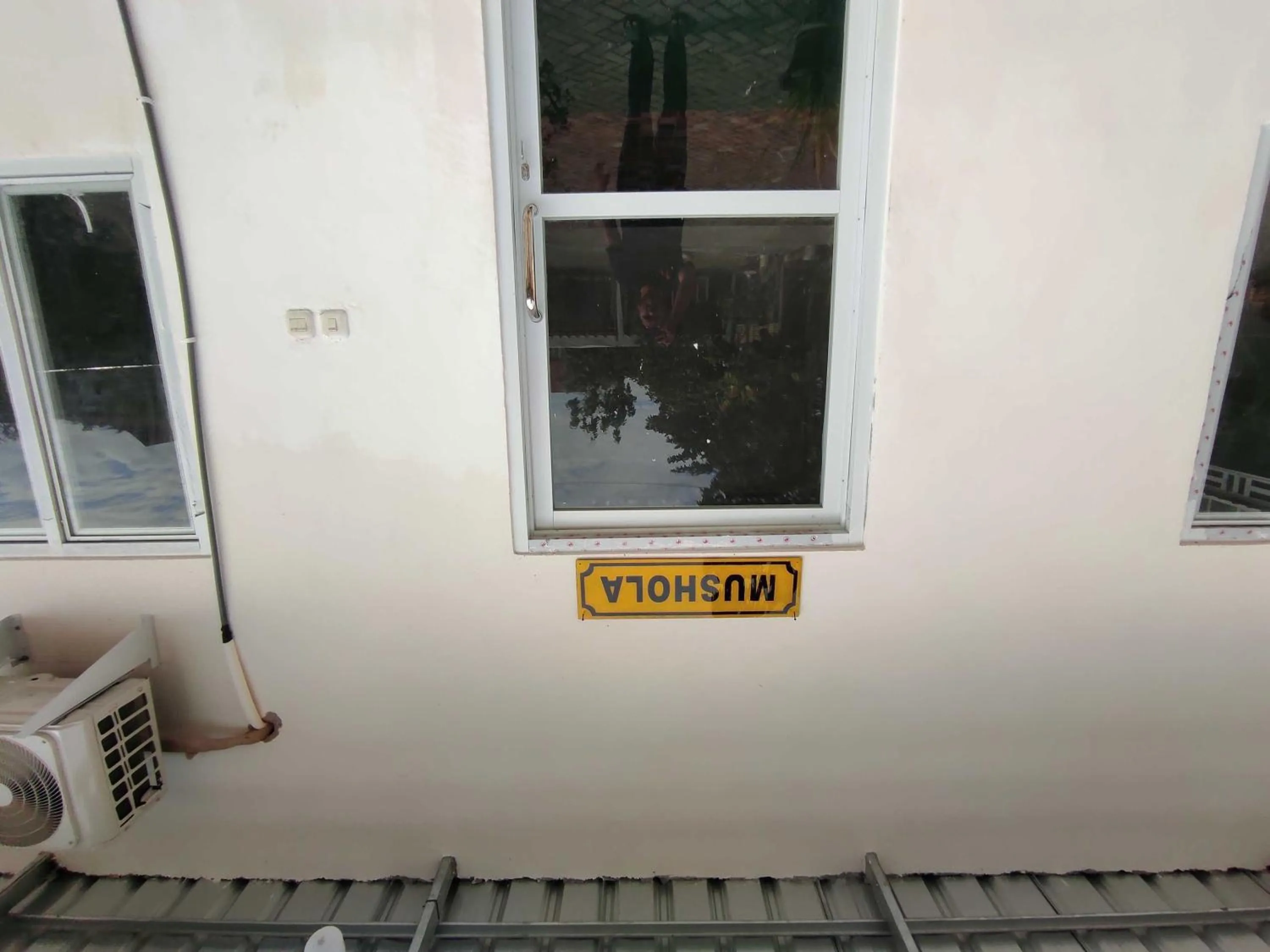 Lobby or reception in Hotel O Wisma Syariah Lahundape