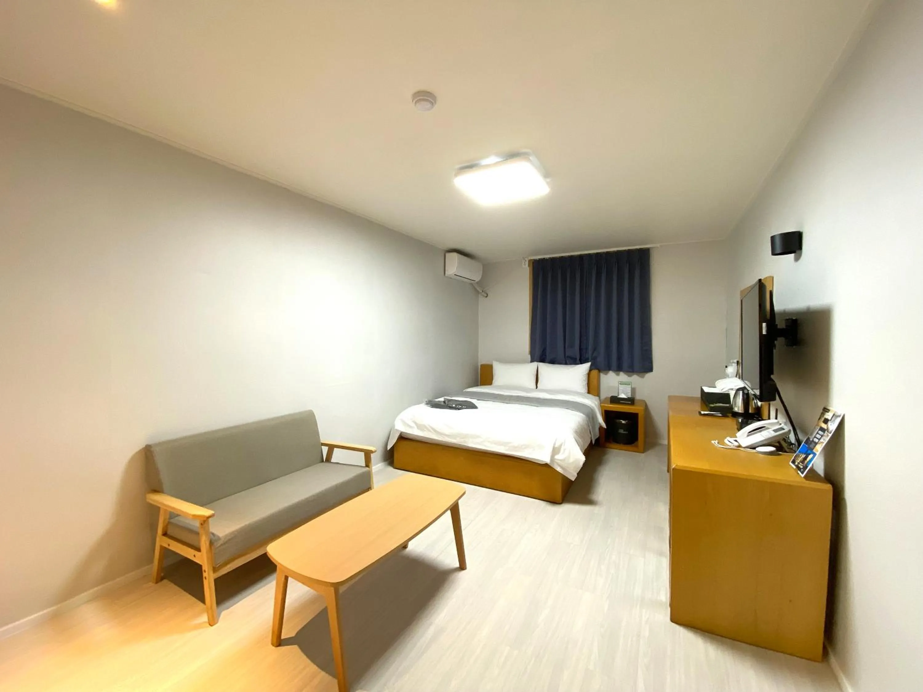 Bed in Suanbo Hot Spring Healing Hotel