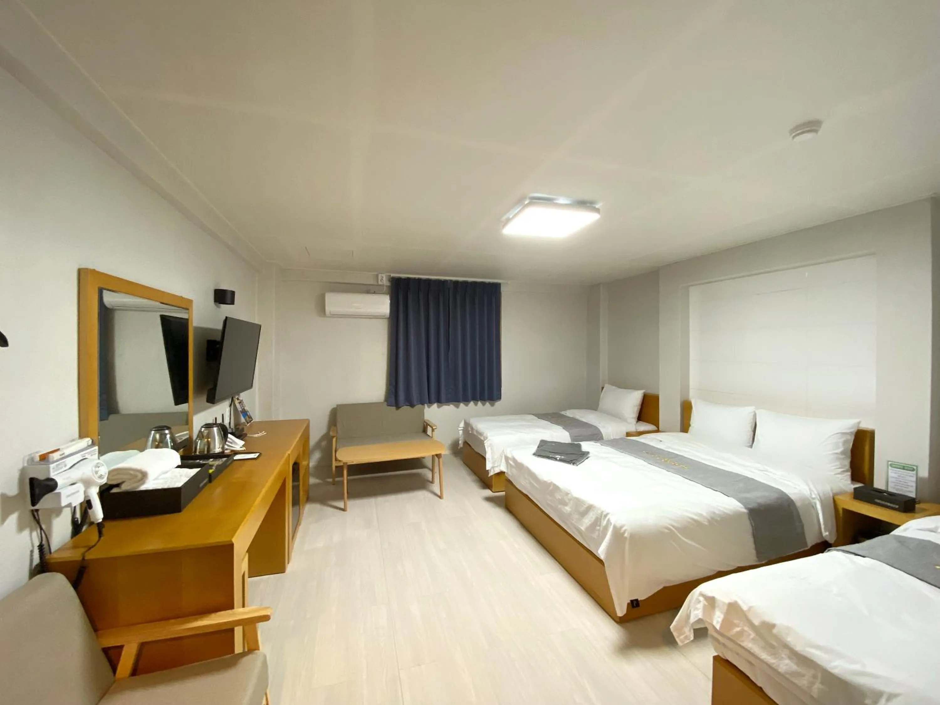 Bed in Suanbo Hot Spring Healing Hotel