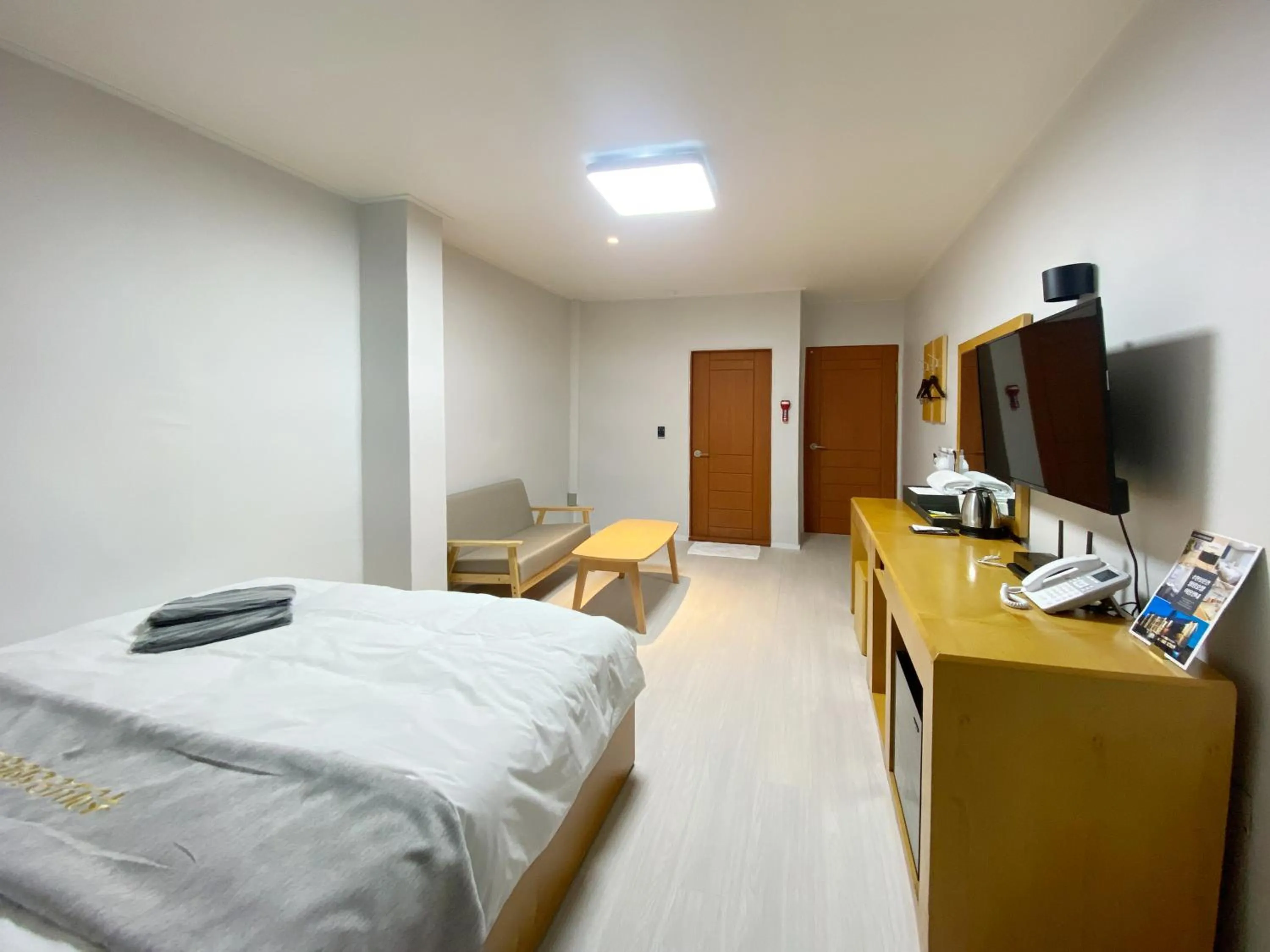 Bed in Suanbo Hot Spring Healing Hotel