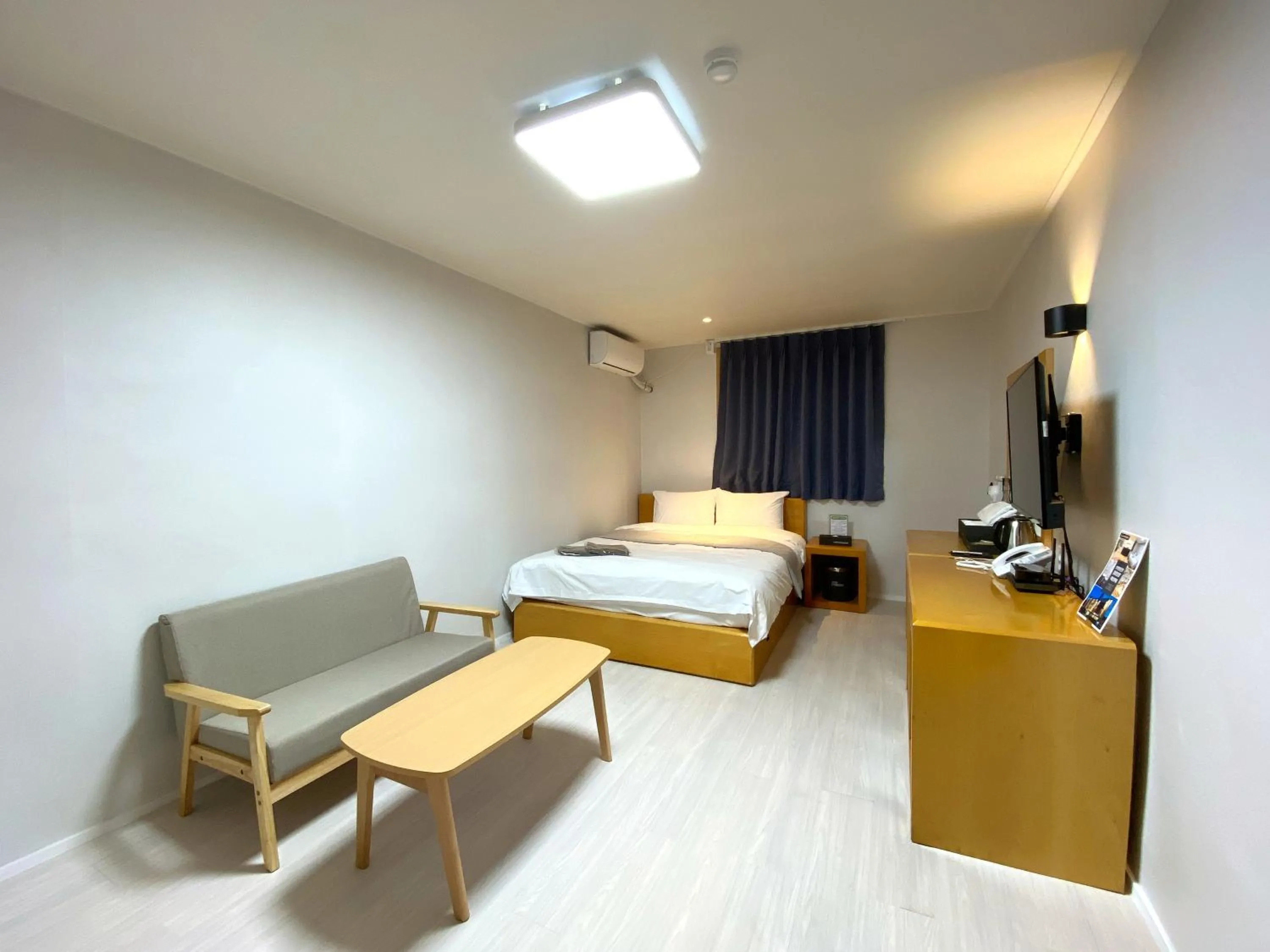 Bed in Suanbo Hot Spring Healing Hotel