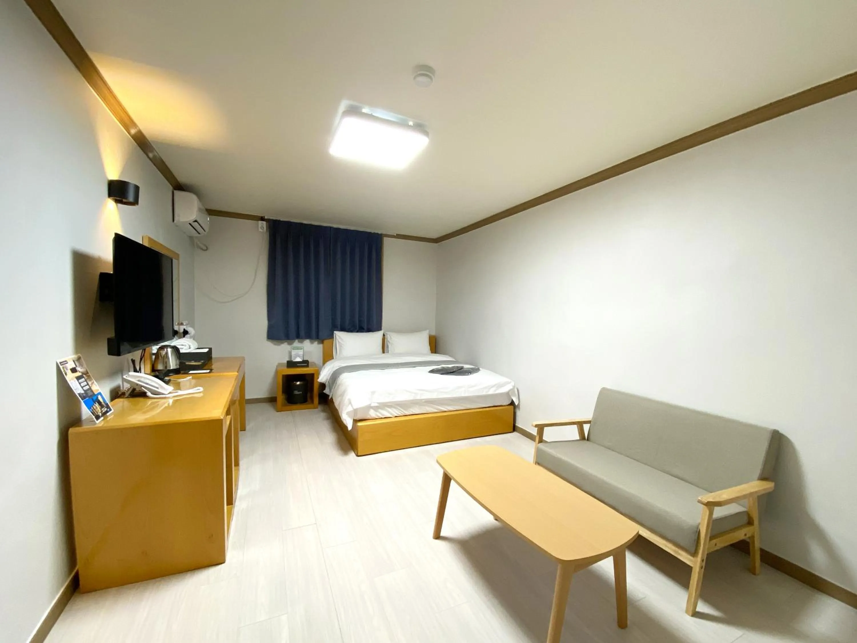 Bed in Suanbo Hot Spring Healing Hotel