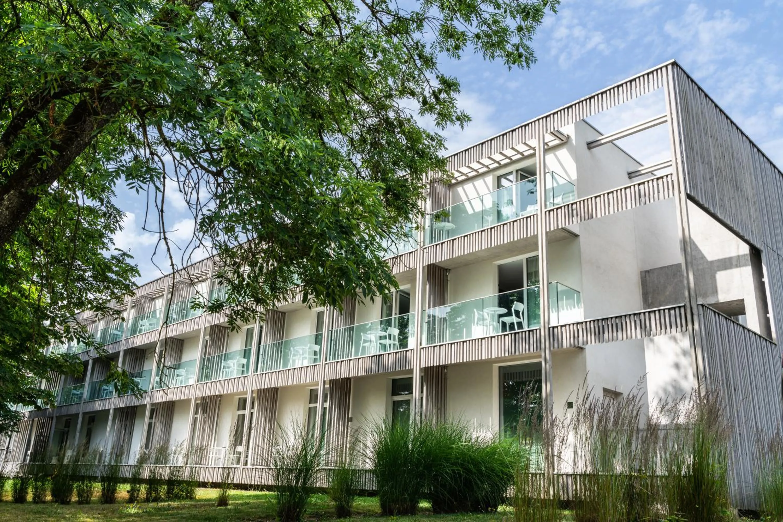 Property building in Hôtel de la Source Yverdon-les-Bains