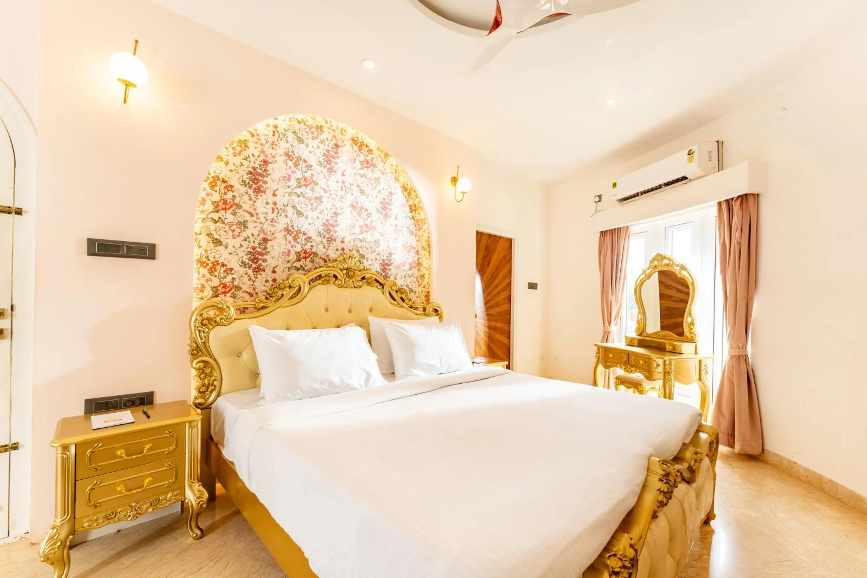 Bedroom, Bed in CSR Landmark Resorts