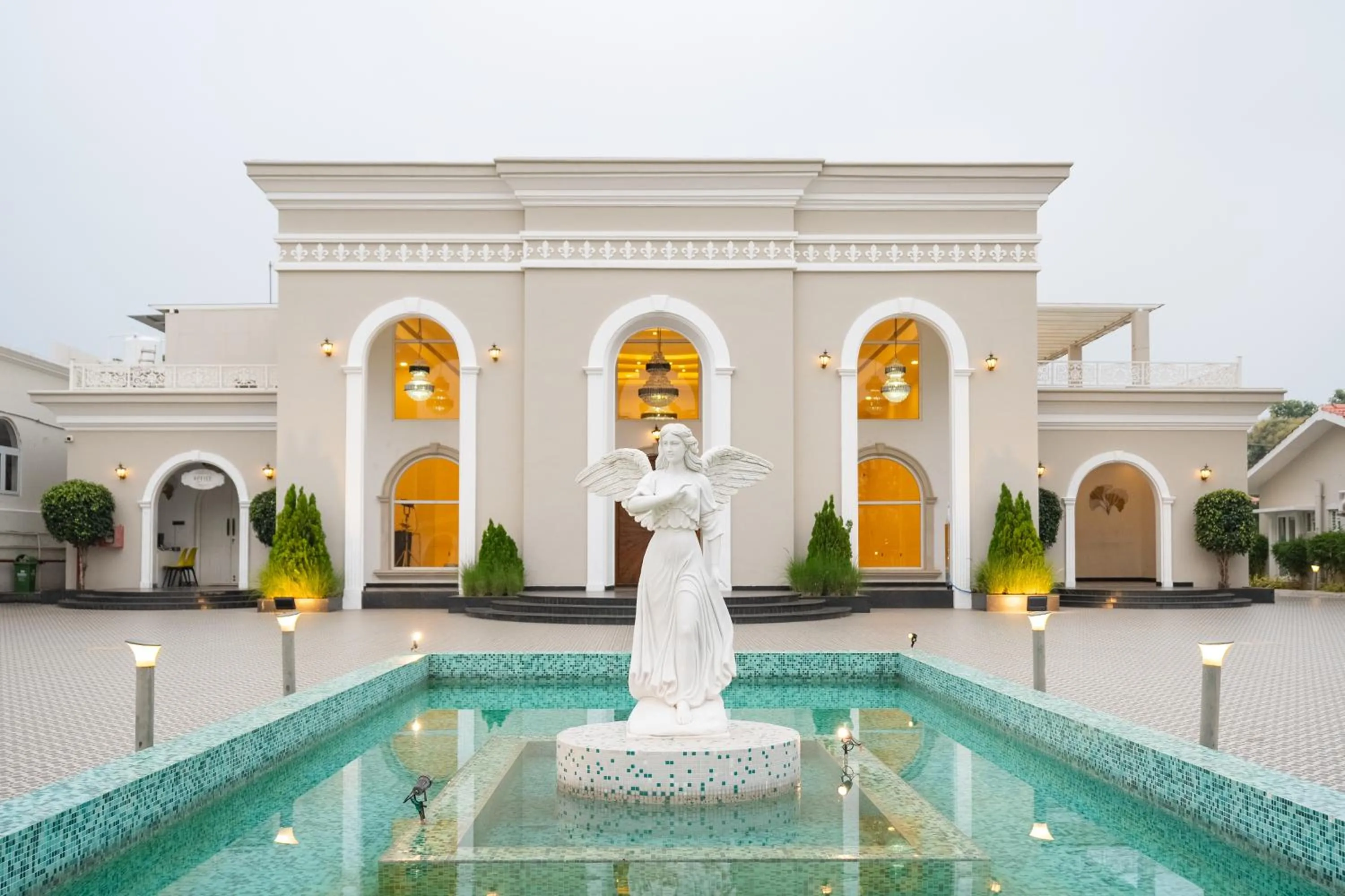 Property building in CSR Landmark Resorts