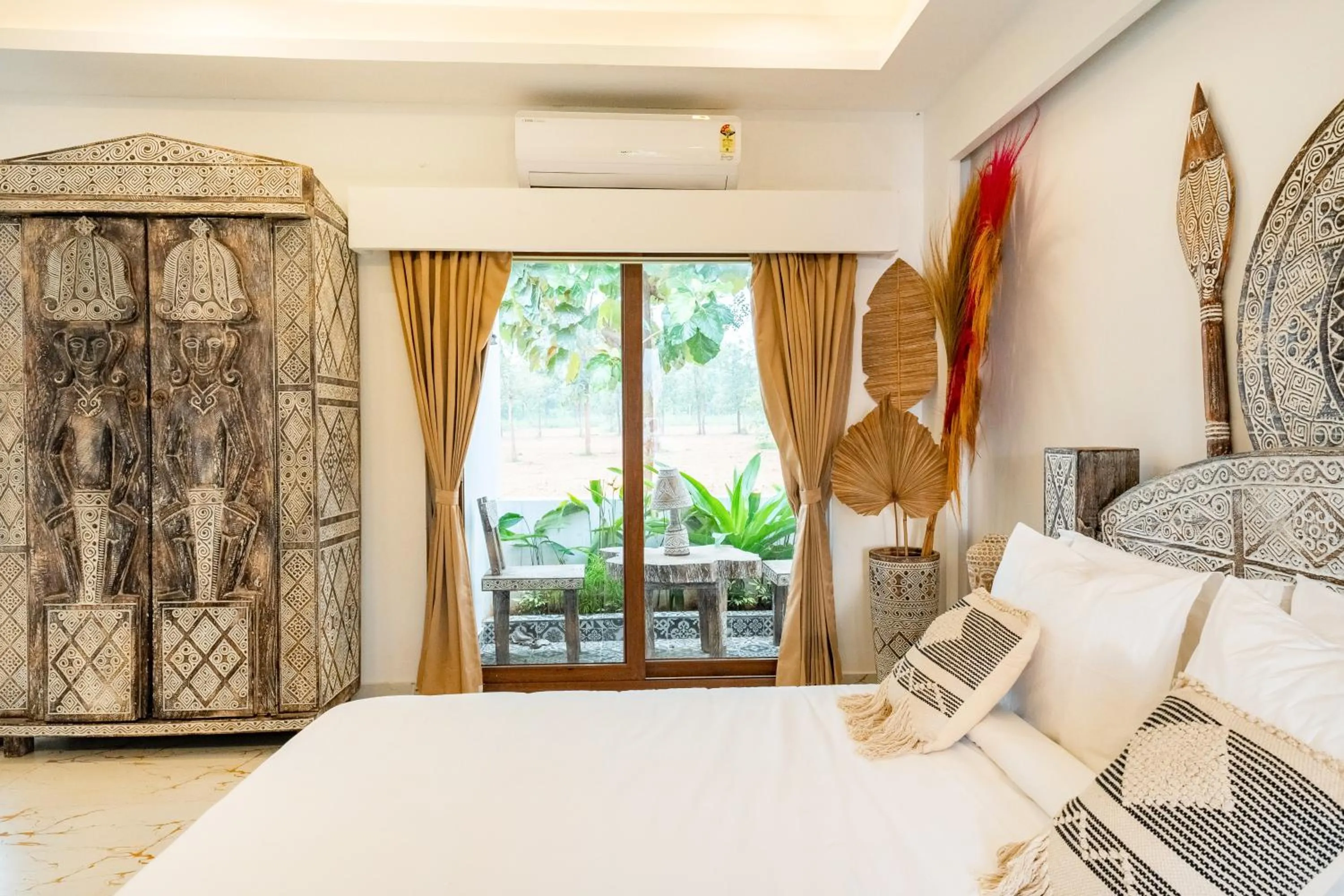 Photo of the whole room, Bed in CSR Landmark Resorts