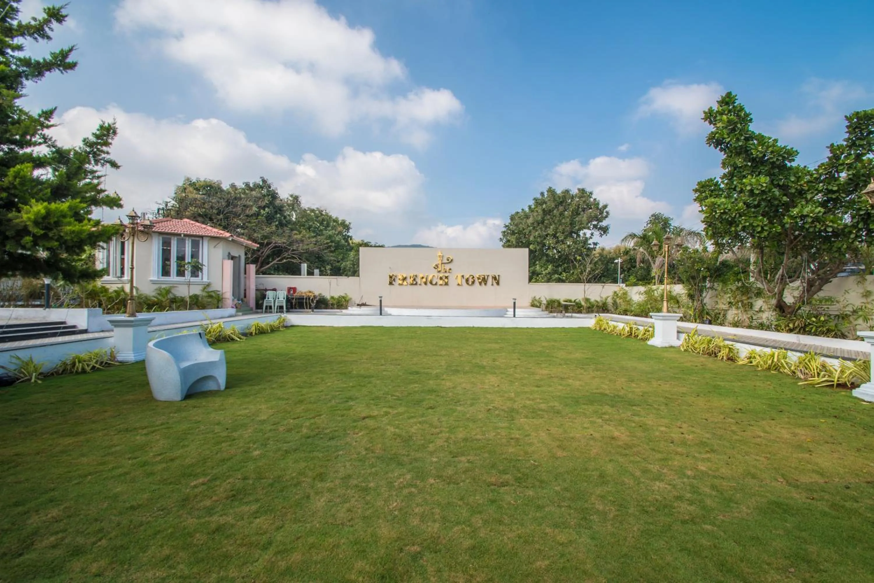 Garden in CSR Landmark Resorts