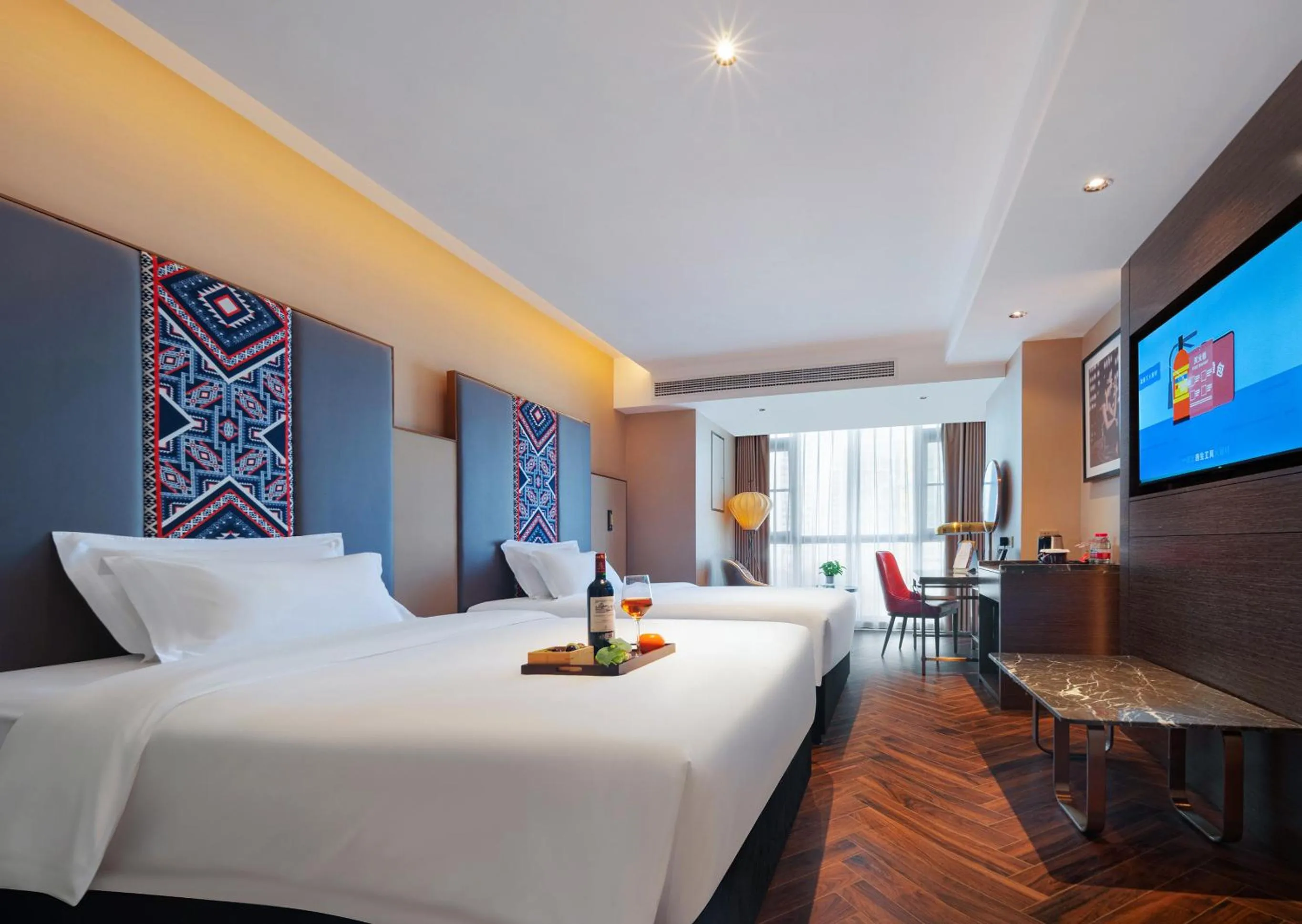 Superior Twin Room in Zhangjiajie Metropolo Hotel
