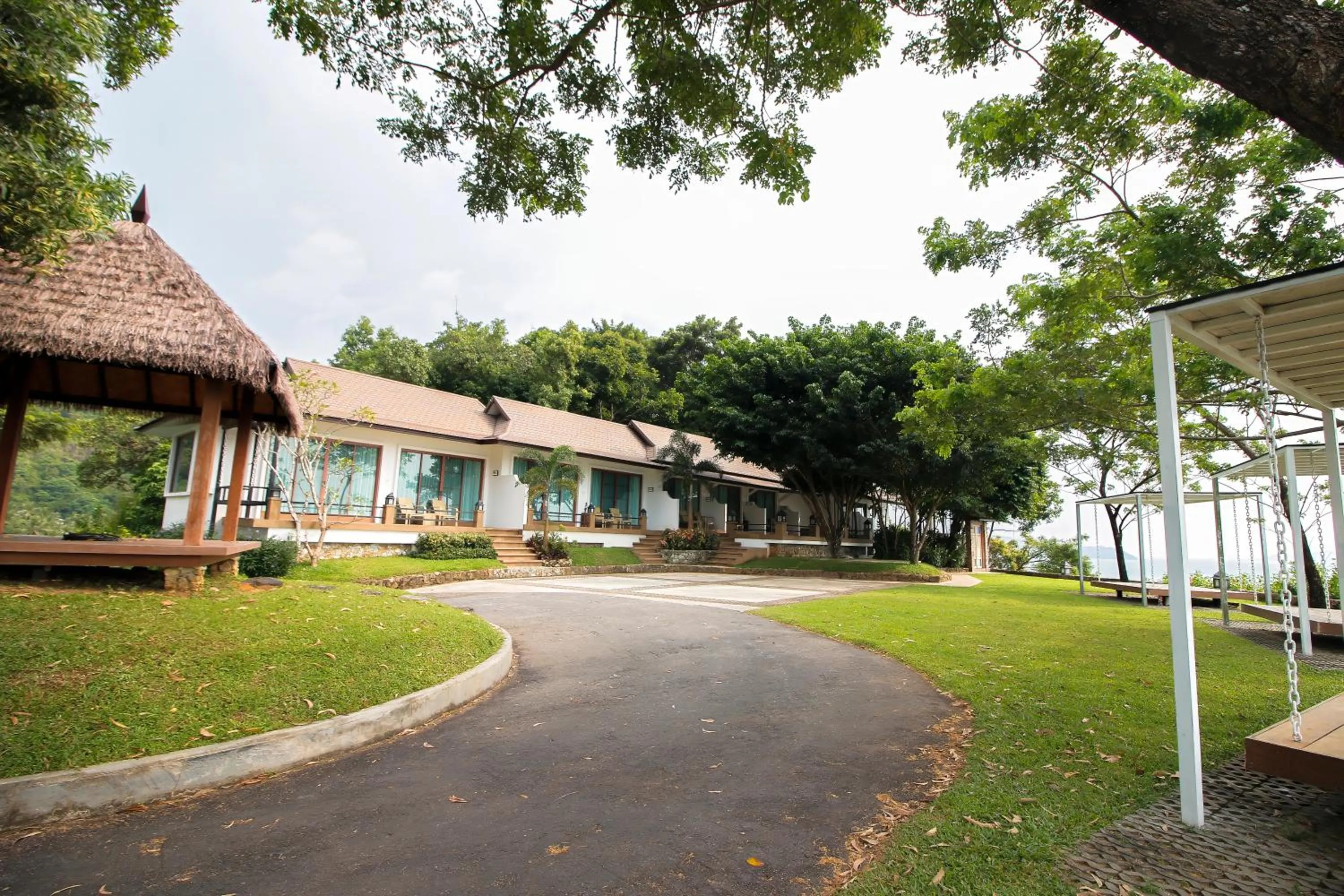 Property building in Victoria Cliff Hotel & Resort, Kawthaung