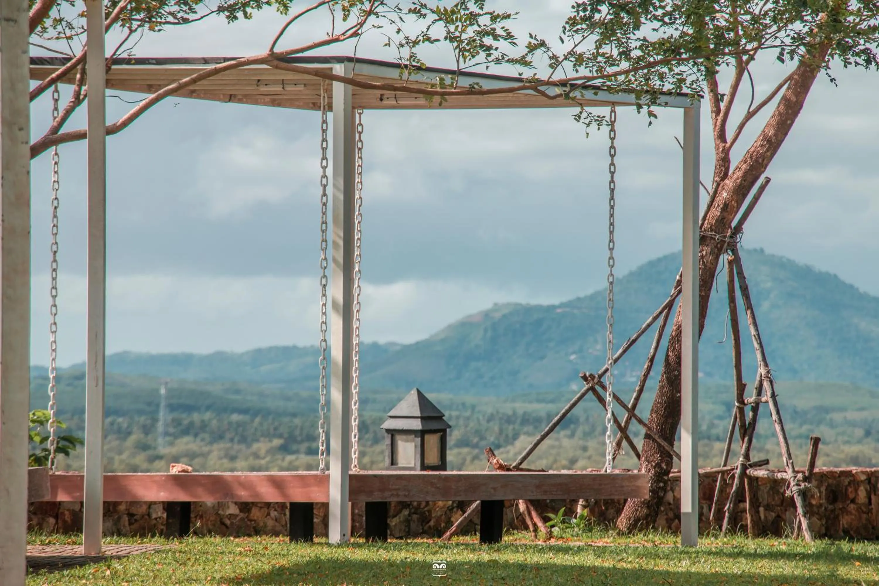 Nearby landmark in Victoria Cliff Hotel & Resort, Kawthaung