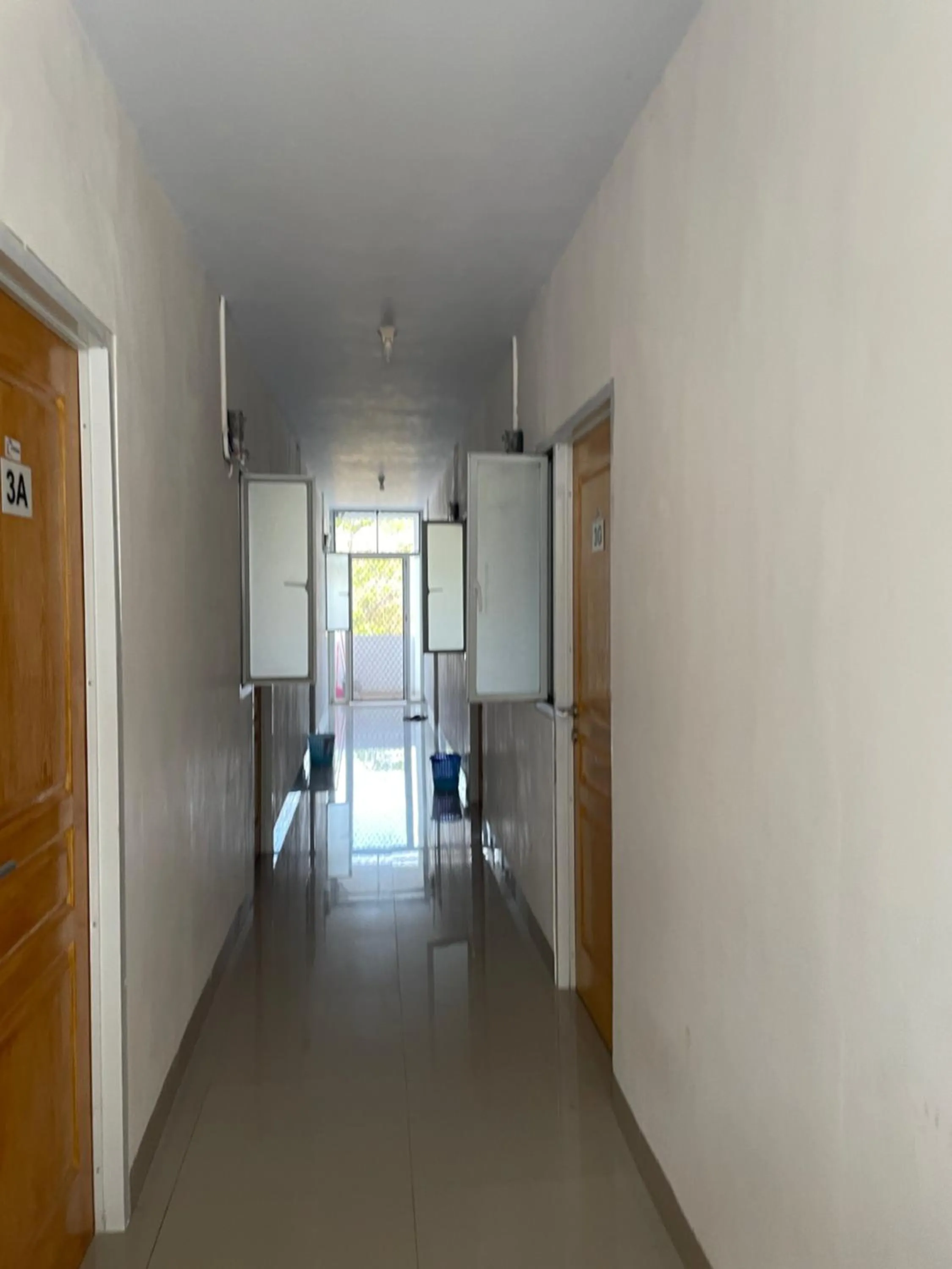 Lobby or reception in Hotel O Penginapan Musafir Syariah Near Paramount Woman & Childern's Hospital